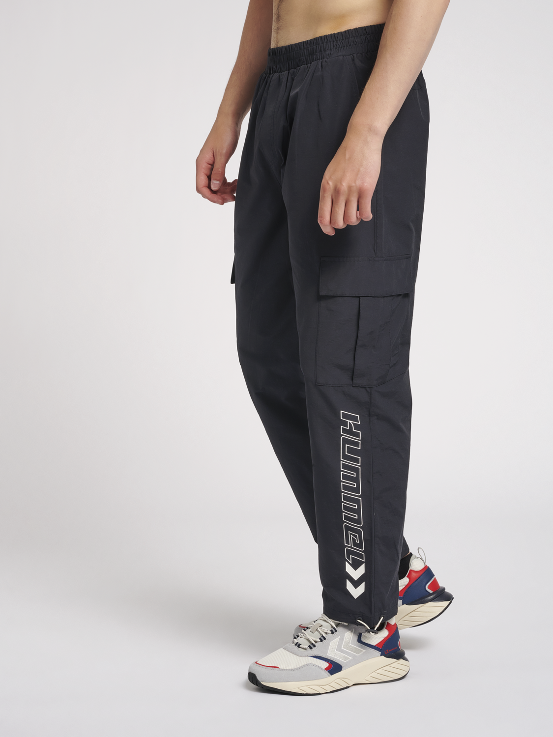 Hummel HmlLASSE String Pants for Men - Dark Navy Blue Athletic Joggers with Drawstring Waist | Perfect for Running, Gym Workouts & Casual Wear