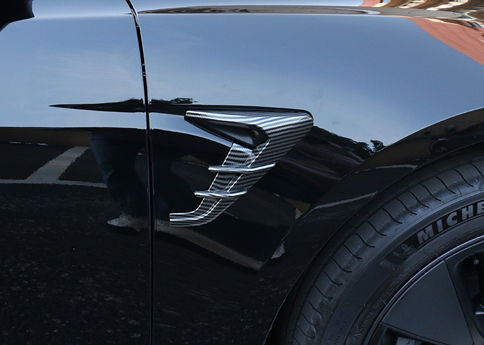 Premium Side Camera Trim Cover for Tesla Model 3 Highland & 2024+ Model Y HW4.0 - Durable ABS Plastic Replacement Part - Perfect for Enhanced Protection & Aesthetic Upgrade on Your Electric Vehicle