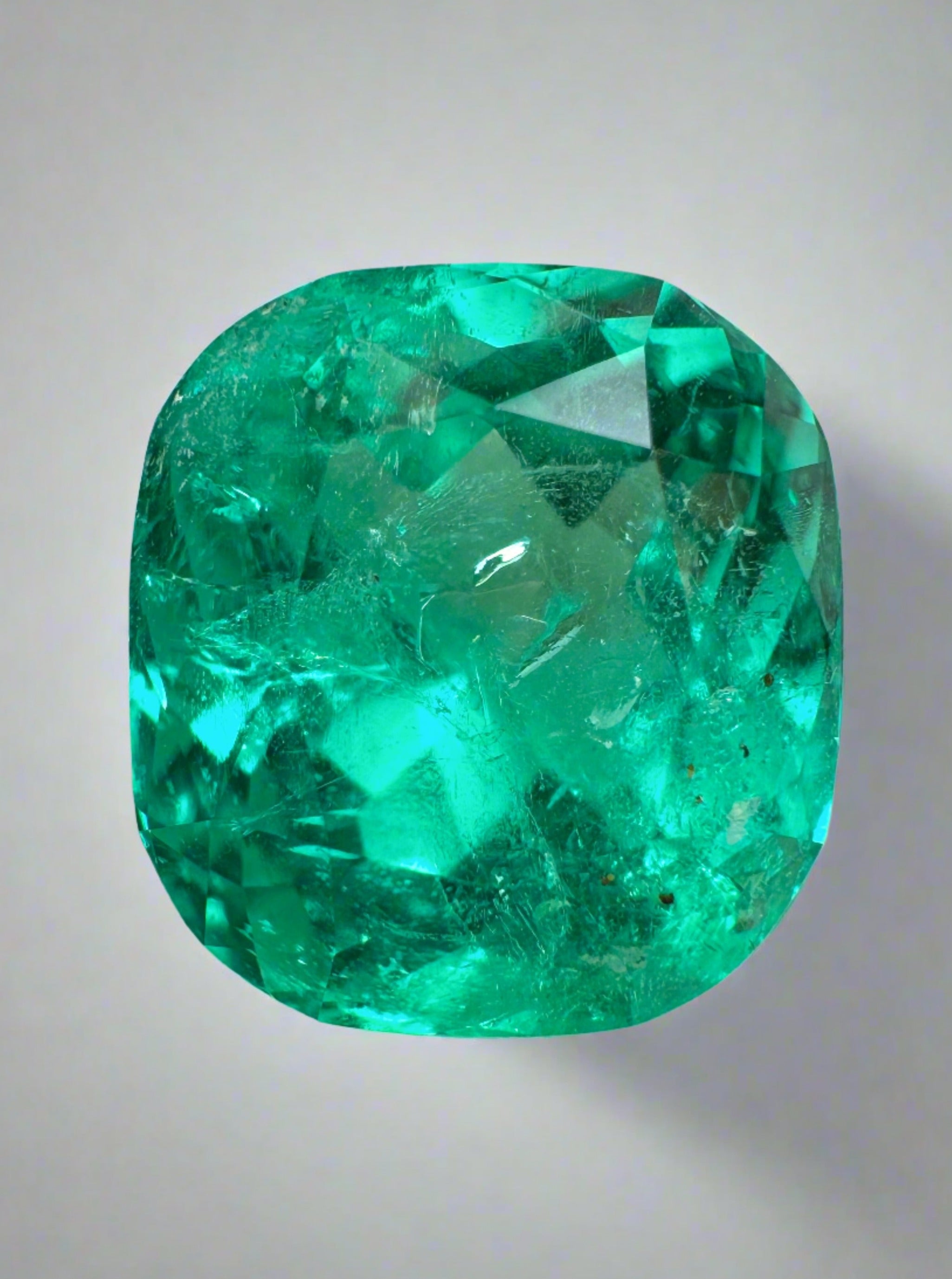 4.93 Carat Vivid Bluish Natural Loose Colombian Emerald Cushion Cut Gemstone - 10.5x9.5mm Minor Oil Treatment for Jewelry Making & Engagement Rings