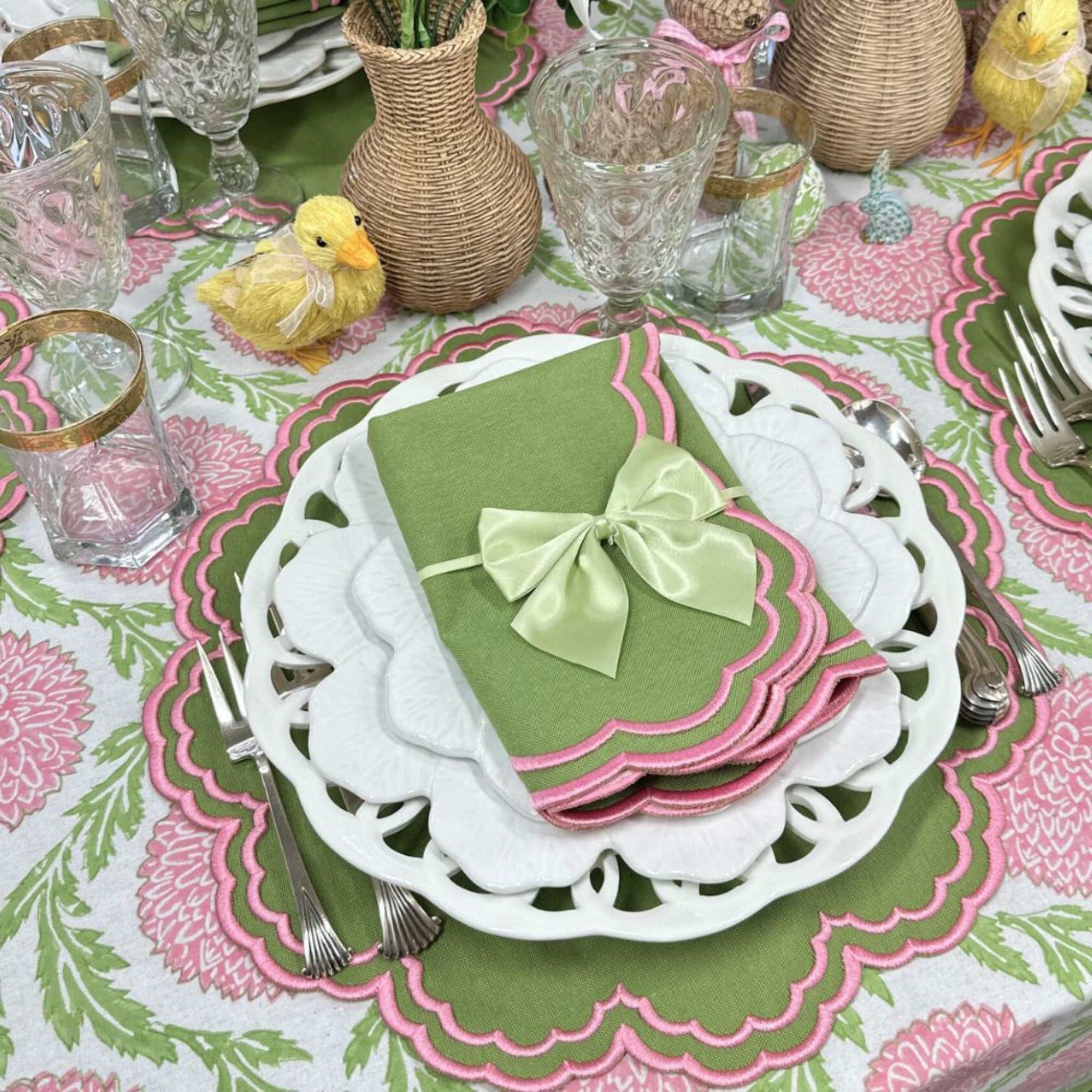 Bettina Napkin Set of 4 - Green & Pink Cotton Dinner Napkins for Formal Dining, Parties & Home Decor