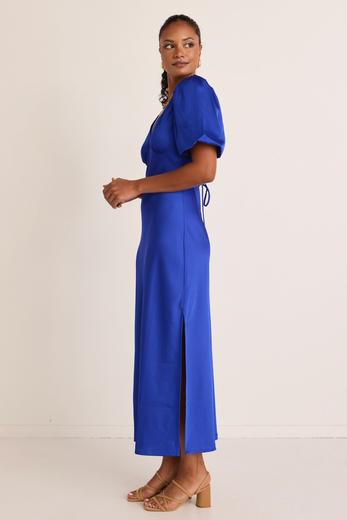 Elegant Aura Electric Blue Puff Sleeve Bias Maxi Dress for Women | Flowy Summer Beach Wedding Party Dress | Perfect for Beach Vacations, Date Nights & Special Occasions