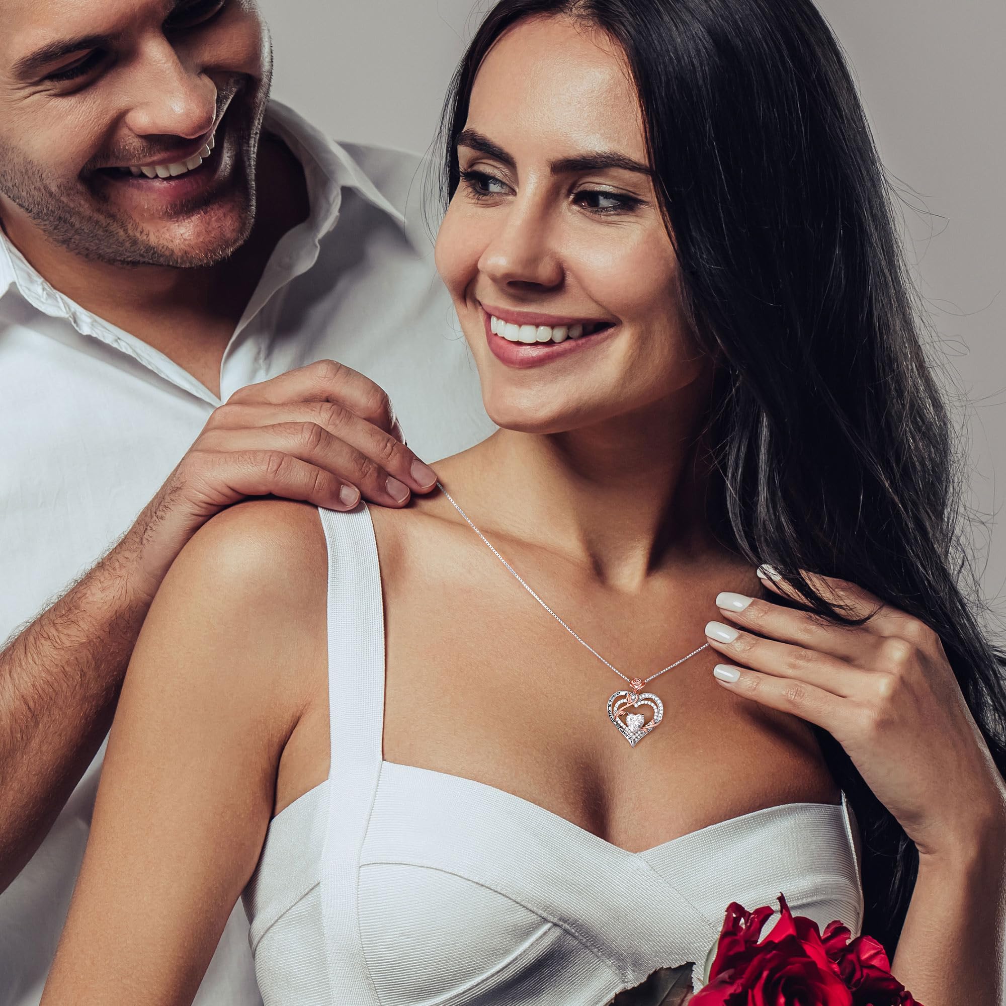 MOOSEA 1-3 ct D Color VVS1 Moissanite Rose Heart Necklace - Anniversary & Birthday Gift for Wife, Girlfriend, Women | Perfect for Valentine's Day, Wedding, Proposal & Romantic Occasions