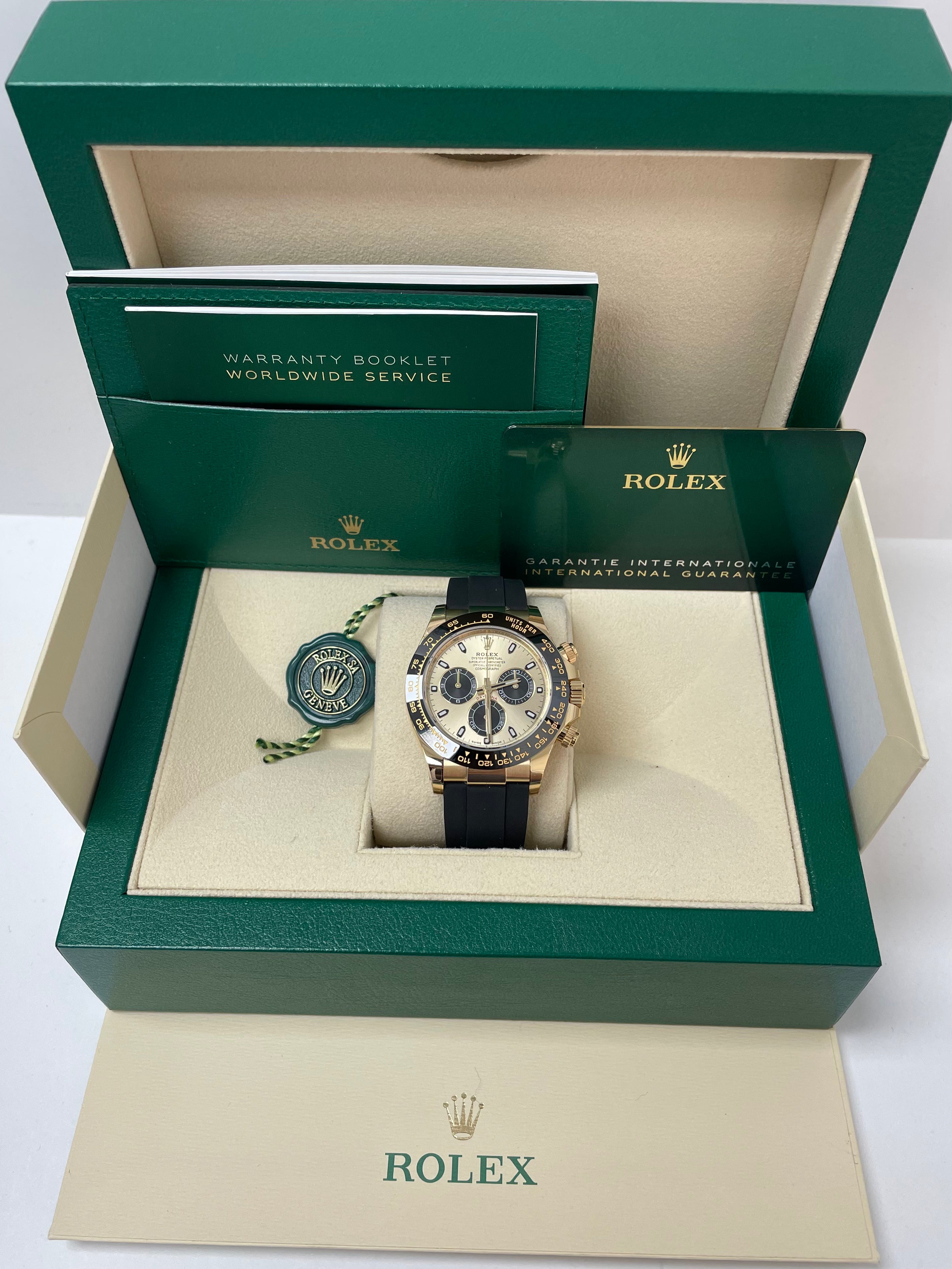 Rolex Daytona 40mm Champagne Dial with Black Subdials & Black Oysterflex Strap Ref 116518LN - Luxury Men's Watch for Business, Gala & Special Occasions