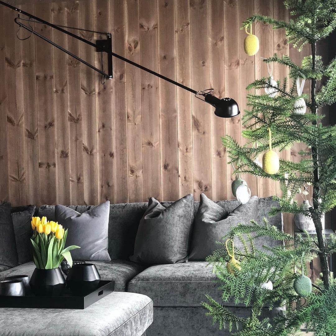 Plug-in Wall Sconce with Long Arm - Modern Adjustable Reading Light for Bedroom, Living Room & Office - Energy Efficient LED Wall Lamp for Home Decor