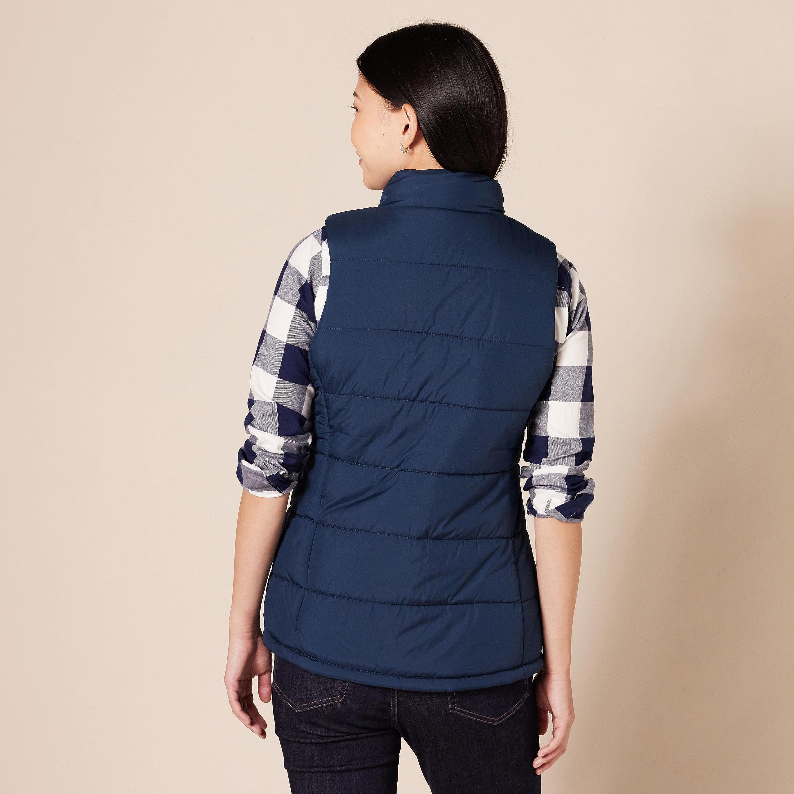 Amazon Essentials Women's Mid-Weight Puffer Vest - Lightweight Quilted Down Alternative Jacket for Outdoor Activities, Hiking & Casual Wear
