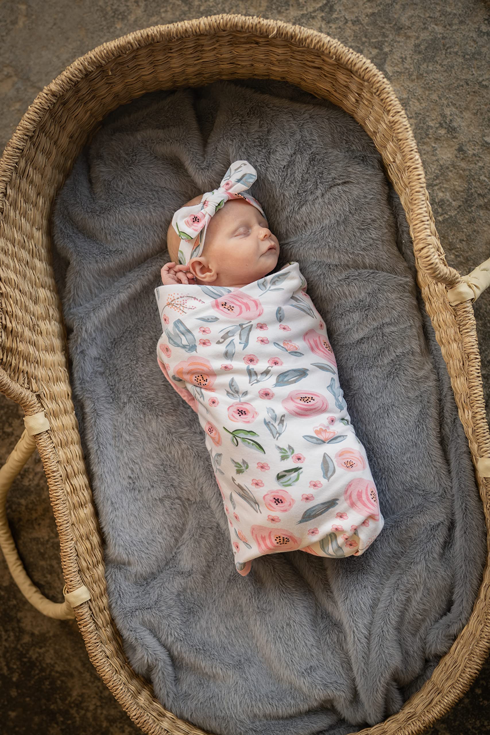 Baby Be Mine Maternity Nursing Robe & Swaddle Blanket Set with Daddy T-Shirt - Soft Delivery Gown for New Moms & Newborn Baby Girl (Small/Medium Robe, Large T-Shirt, Ivy Green) - Perfect for Hospital Birth, Breastfeeding & Family Photo Shoots