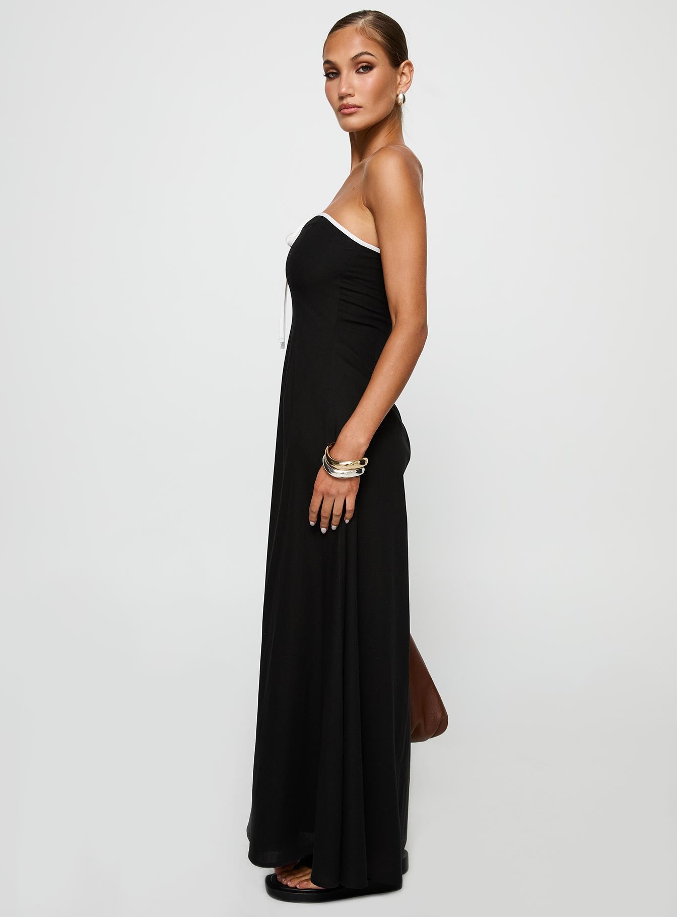 Elegant Strapless Maxi Dress for Women - Black Formal Evening Gown for Prom, Wedding & Special Occasions