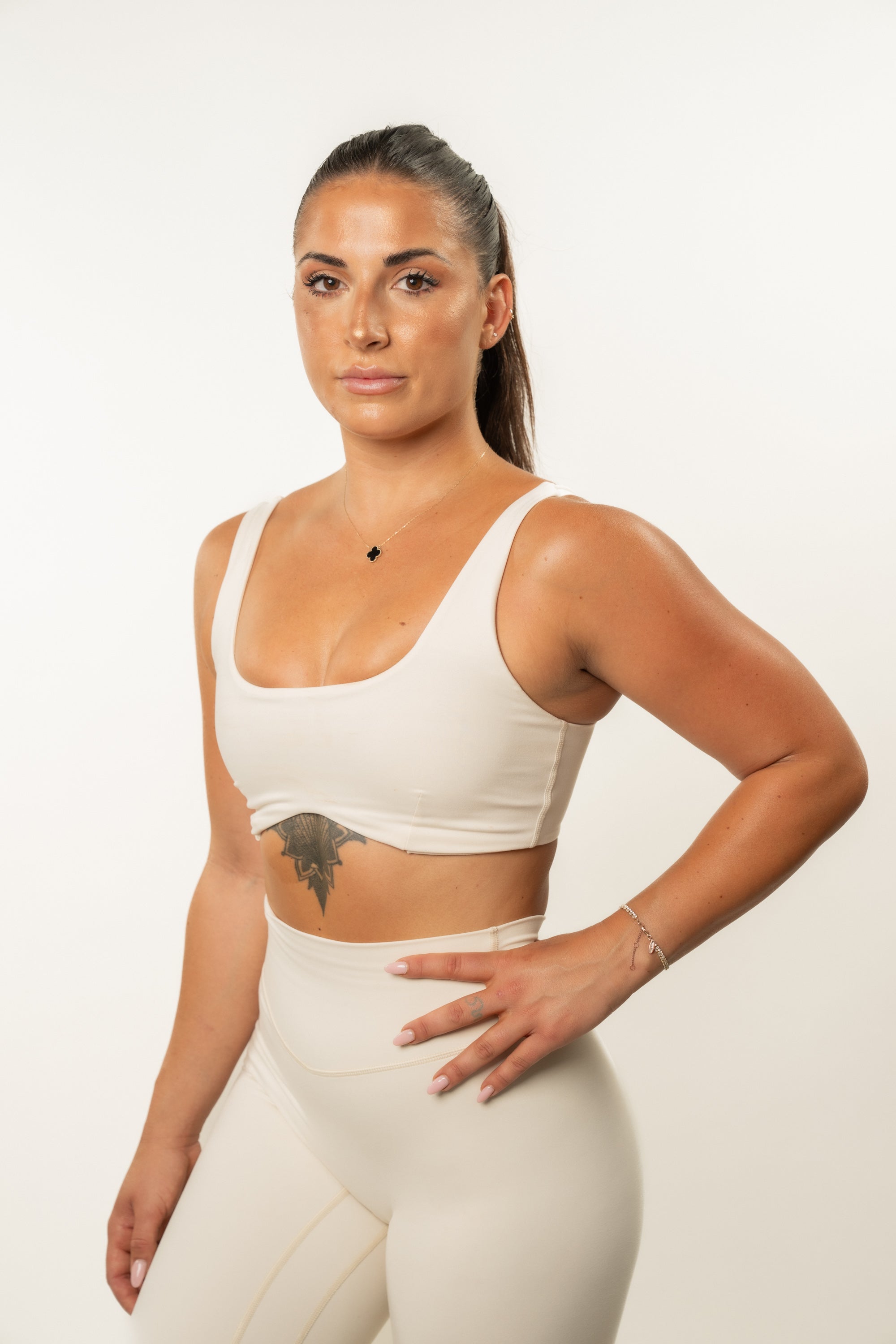 Sculpt Contour Sports Bra for Women - High Support Workout Top for Running, Yoga & Gym - Seamless Comfort & Breathable Fabric