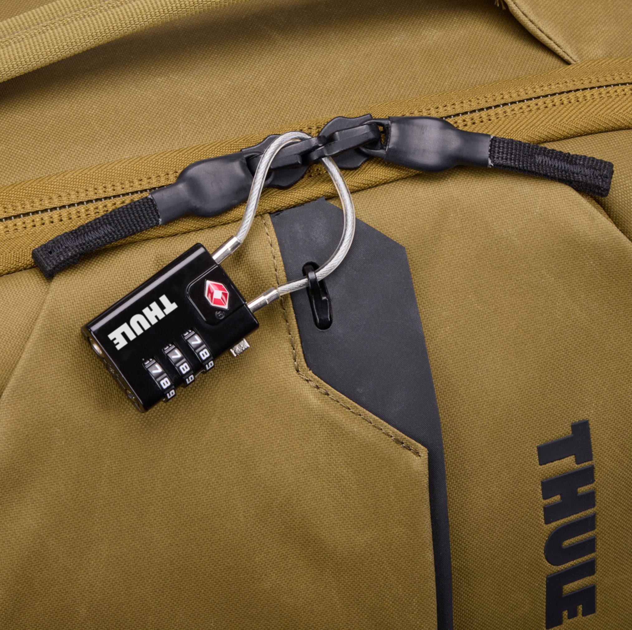 Thule TSA Approved Cable Lock for Luggage and Travel Bags - Secure Your Suitcase, Backpack & Gear During Air Travel & Commuting