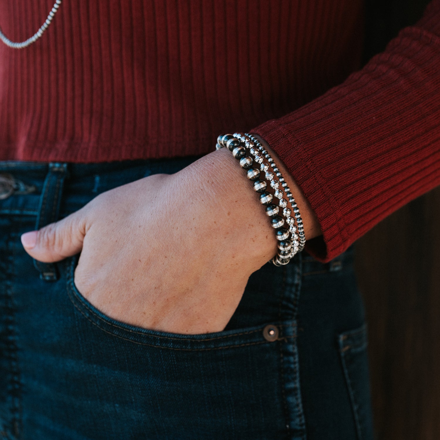 Grand Silver Pearls Bracelet - 7mm Desert Blossom Design | Elegant Jewelry for Women, Perfect for Weddings, Parties & Special Occasions