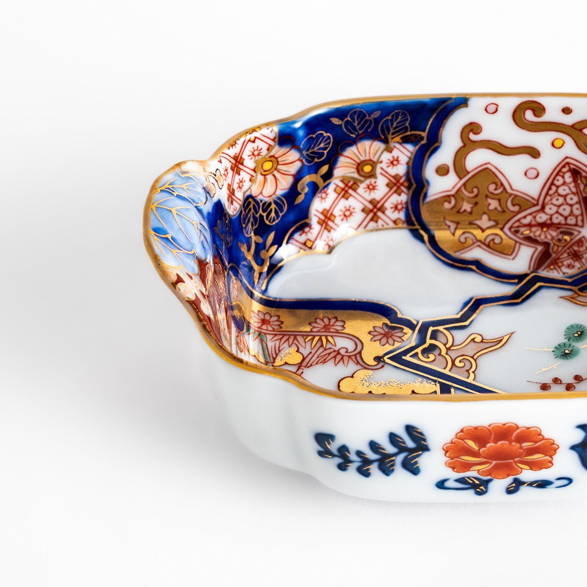 Exquisite Pine Bamboo Plum Crane Condiment Bowl - Elegant Asian-Inspired Serving Dish for Sushi, Soy Sauce, and Dipping Sauces - Perfect for Home Dining and Party Entertaining