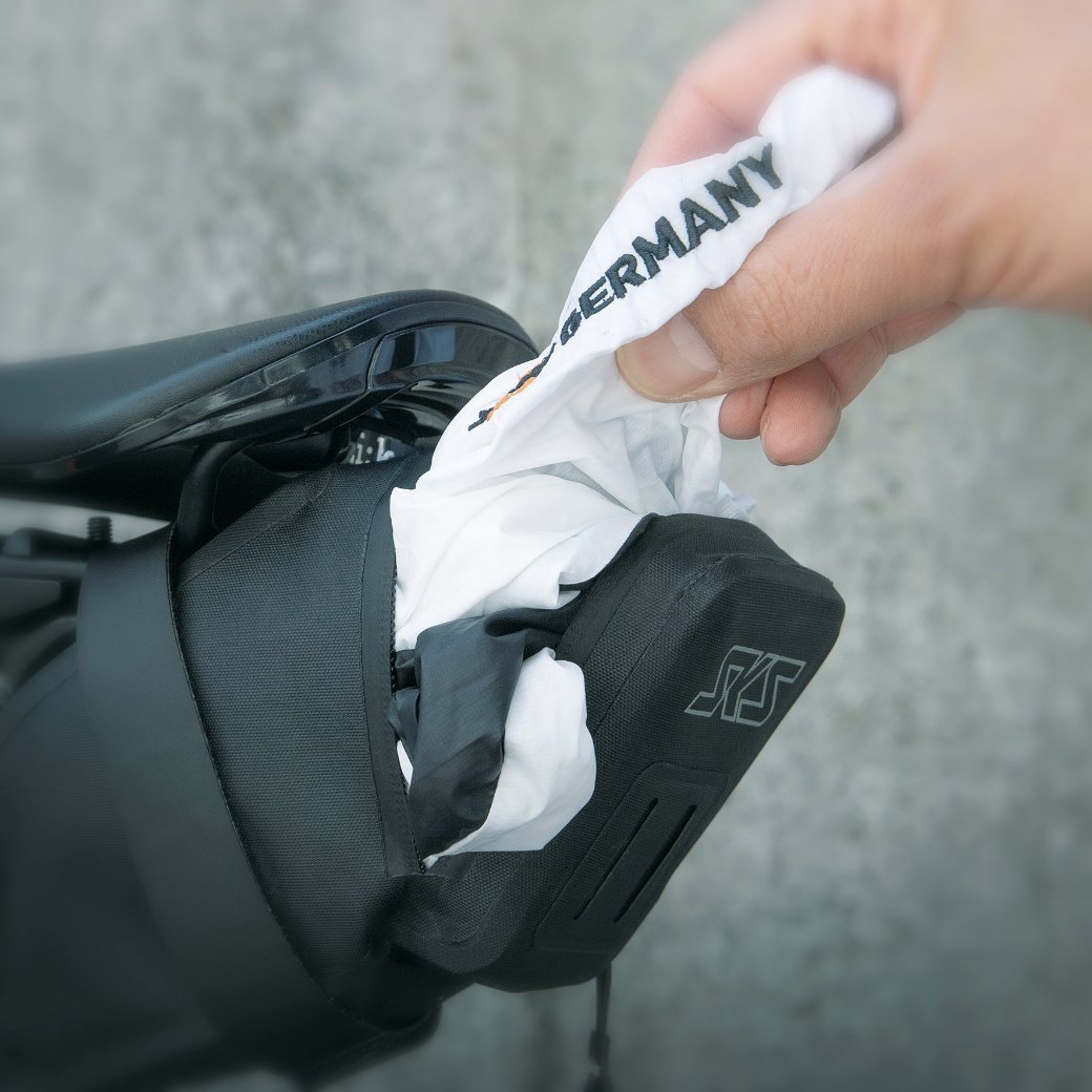 High-Performance Race Saddle Bag L 0.75L - Lightweight Cycling Accessory for Road Bikes & Mountain Bikes - Perfect for Long Distance Races & Training Rides