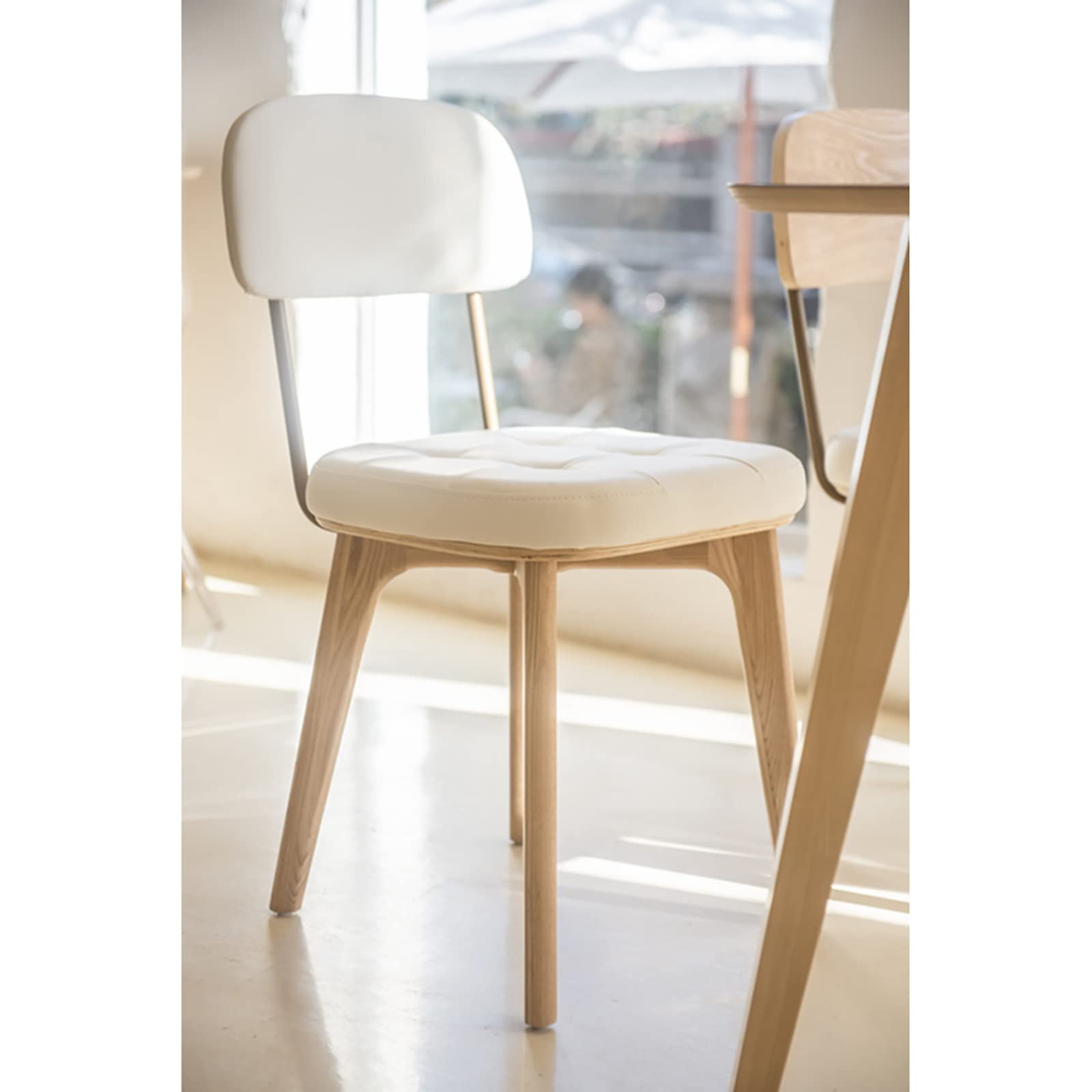 Industrial Metal and Solid Wood Coffee Chair - Modern Leather Dining Chair with Armrests - Soft Cushioned Designer Chair for Home, Cafe, and Office (Color: F)