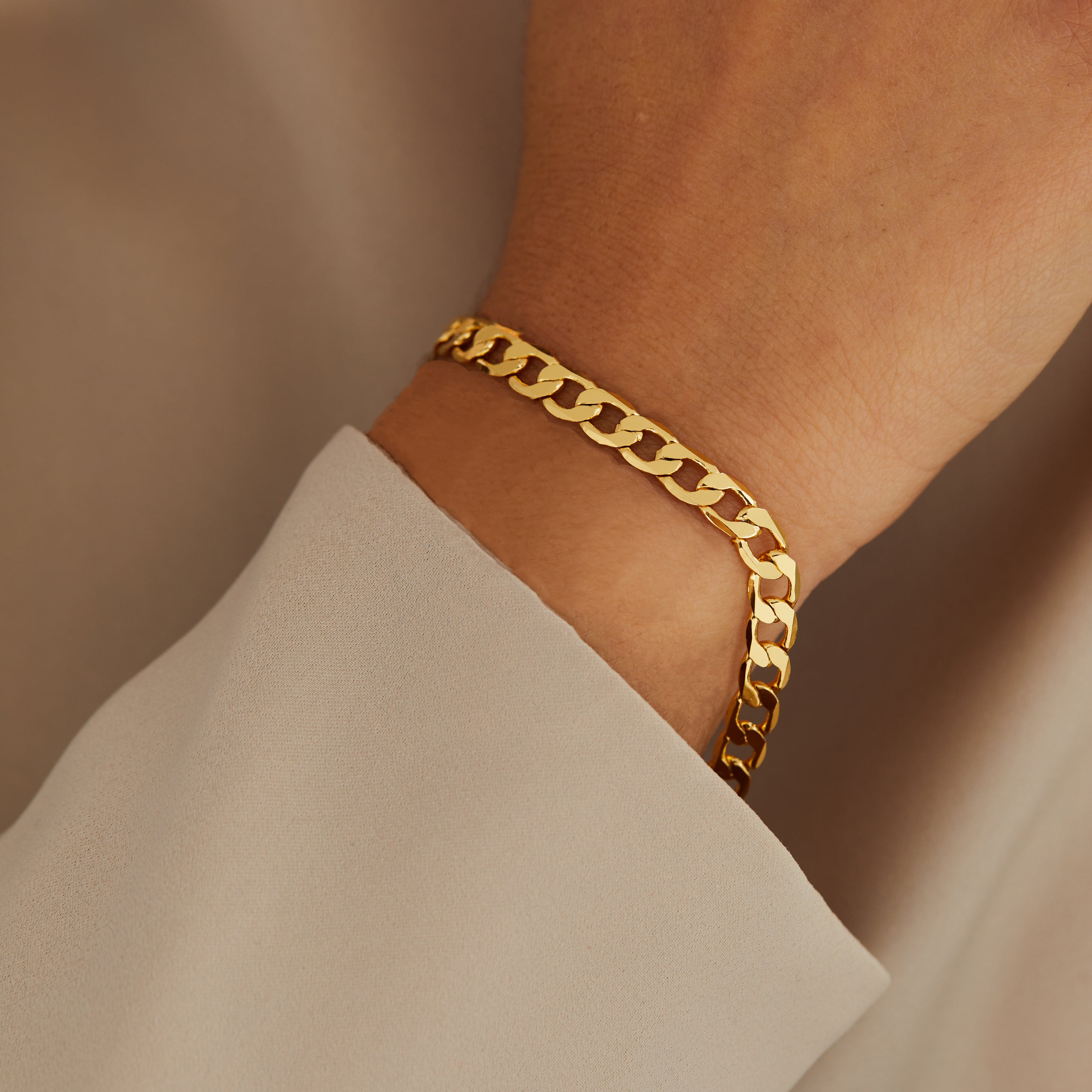 Adjustable Flat Curb Chain Bracelet for Women - Stylish Minimalist Jewelry for Everyday Wear, Gift Giving & Layering