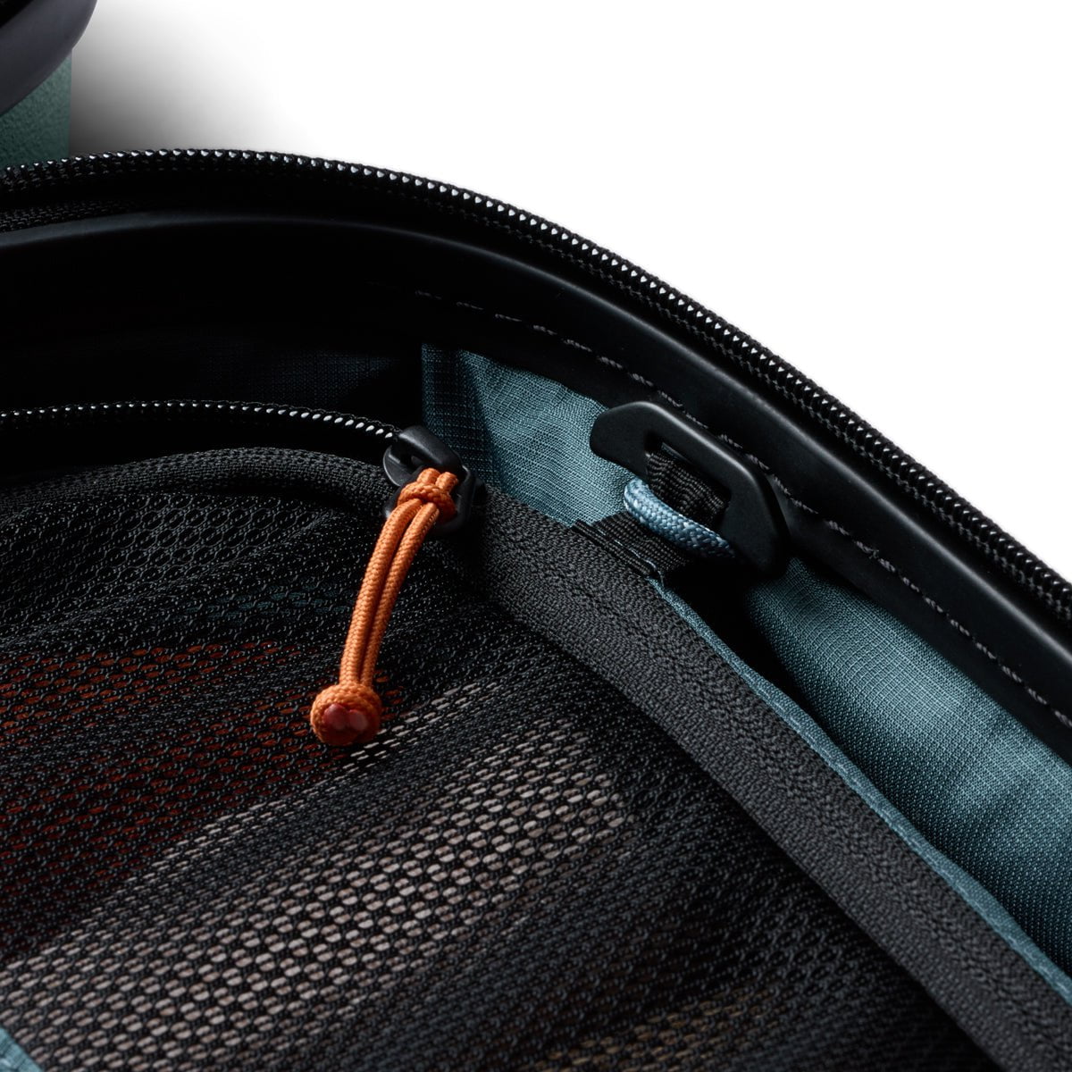 Bellroy Transit Carry On Plus Luggage - Premium Expandable Travel Suitcase for Business & Vacation - Lightweight Durable Spinner Luggage with TSA Lock & Smart Storage (Perfect for Air Travel & Weekend Getaways)