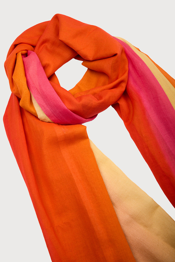 Soft Cotton Printed Scarf for Women - Lightweight Fashion Accessory for Spring & Summer Outfits - Perfect for Beach, Travel and Everyday Wear