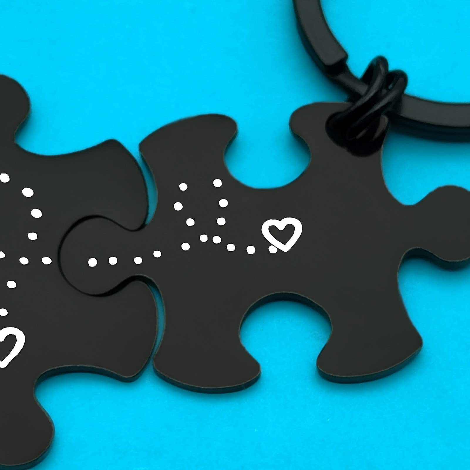 Romantic Couple Keychains - Personalized Gifts for Boyfriend & Girlfriend | Valentine's Day, Anniversary, Christmas, Birthday & Long Distance Relationship Gifts | Ideal for Deployments, Couples & Special Occasions
