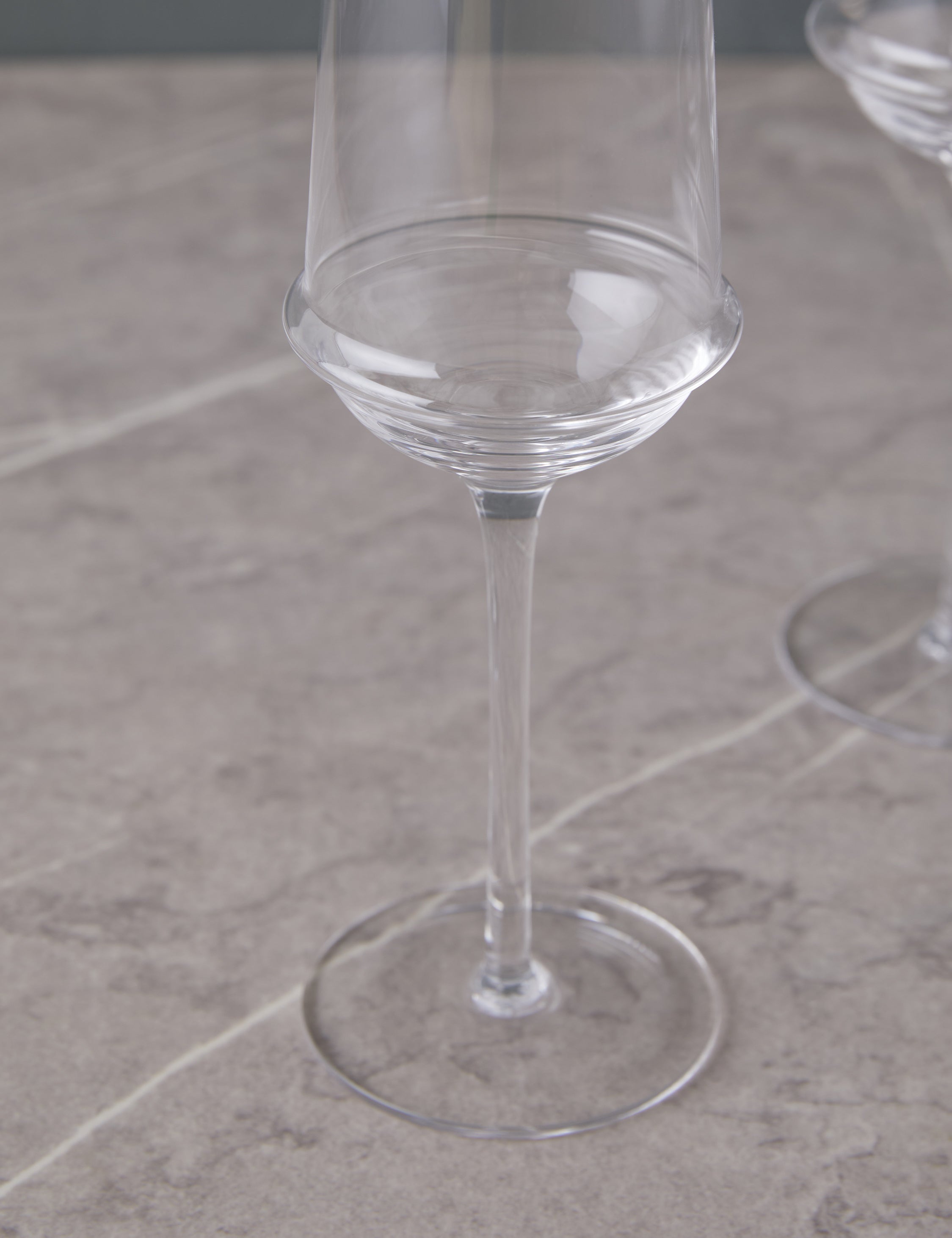 Kelly Wearstler x Serax Dune Glassware Set - Elegant Drinking Glasses for Wine, Cocktails & Water - Perfect for Home Entertaining & Dining Decor