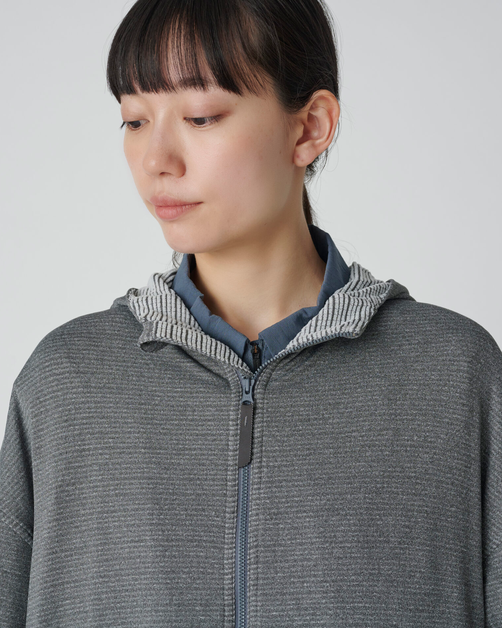 Breathable Dry Grid Short Parka Jacket for Men & Women - Lightweight Outdoor Windbreaker for Hiking, Running, and Travel