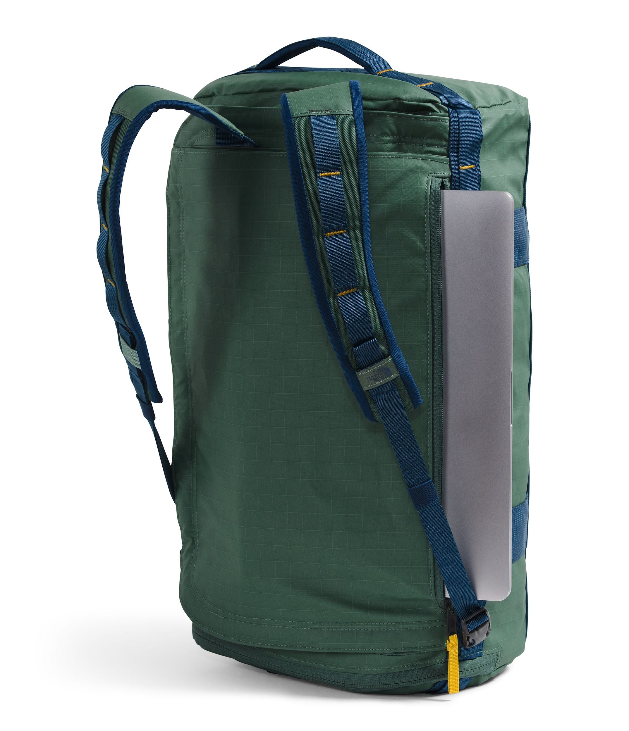 The North Face Base Camp Voyager Duffel 32L - Durable Travel Duffel Bag for Hiking, Camping & Gym - Water-Resistant & Lightweight Carry-On Luggage