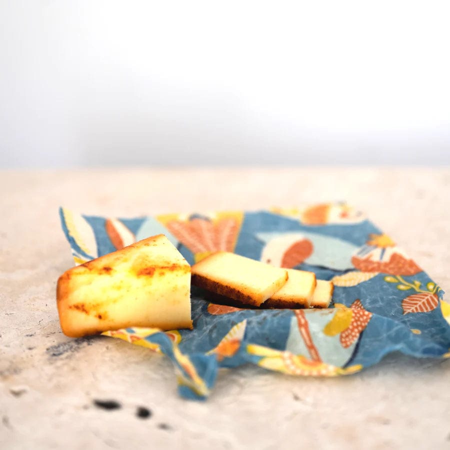 Eco-Friendly Honeybee Vegan Wax Food Wraps - 3 Pack Reusable Starter Set for Fresh Food Storage & Sustainable Kitchen Use
