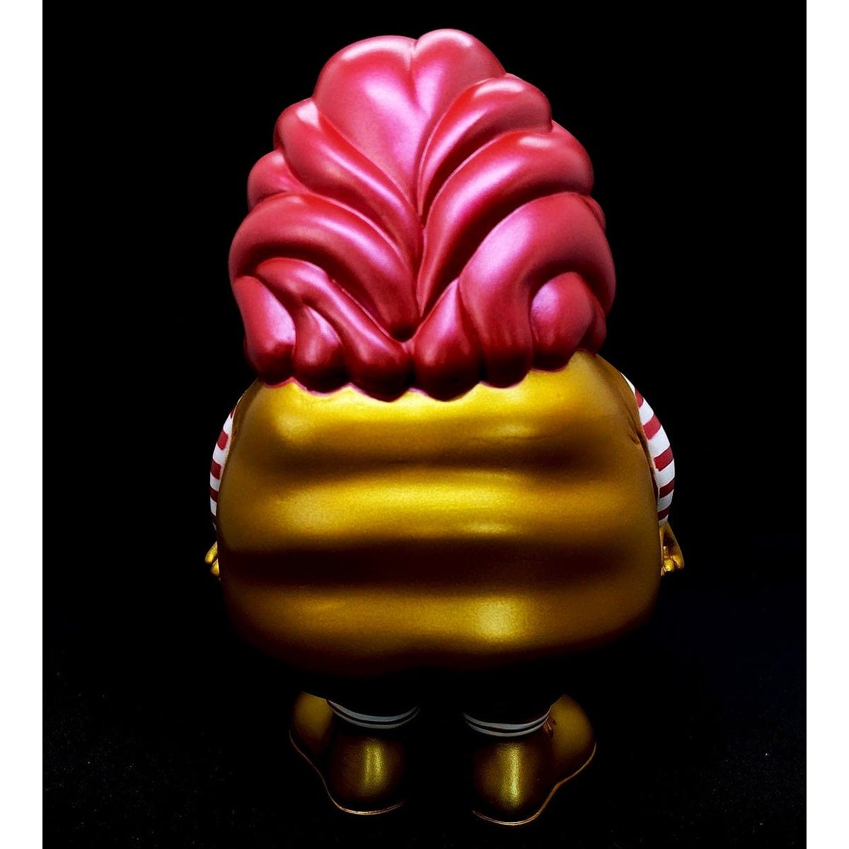 MC Supersized Gold Glitter Skull Collectible Figure - Toy Tokyo x Secret Base Collaboration with W Logo - Perfect for Anime Fans, Home Decor & Pop Culture Displays