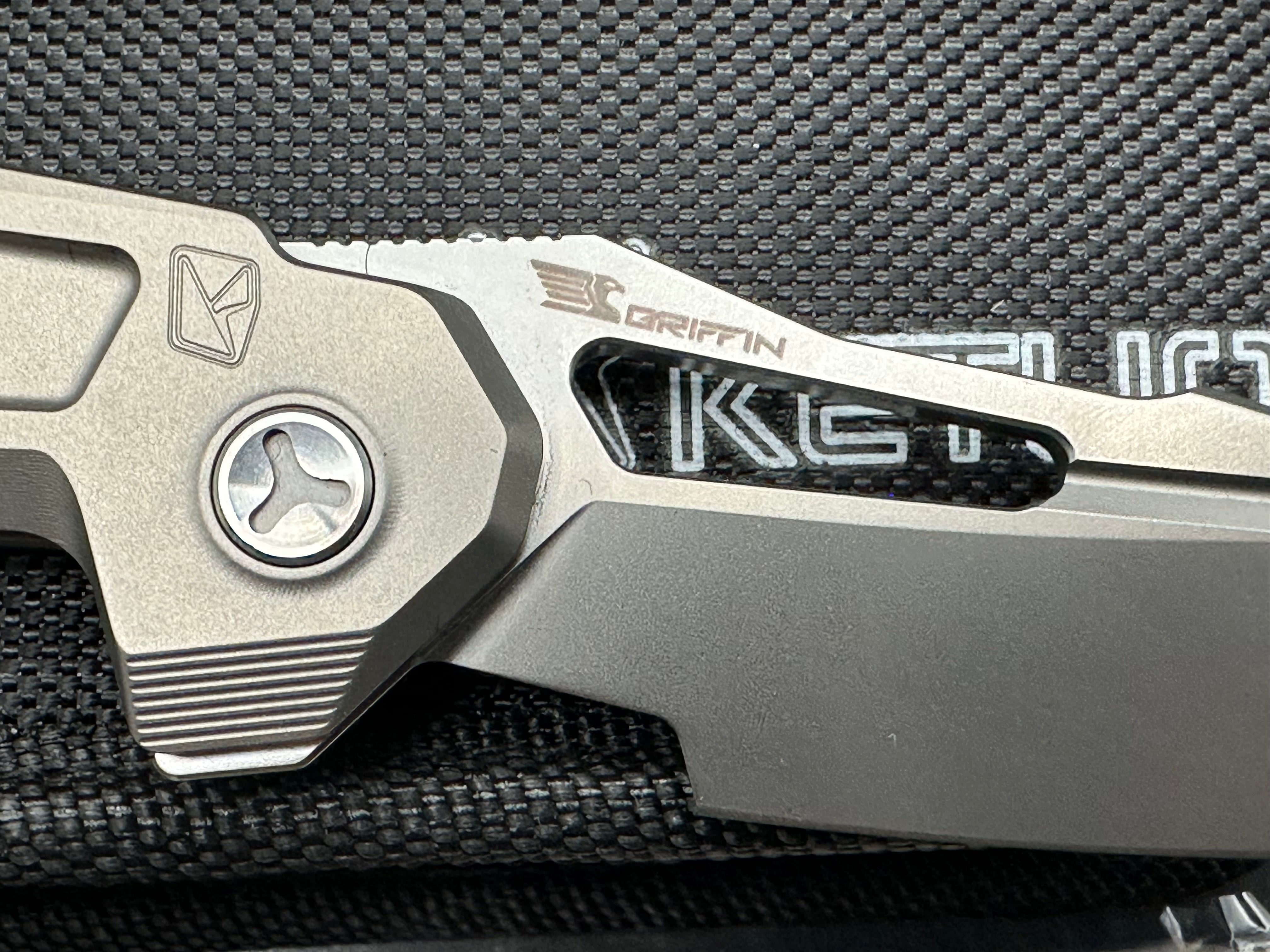 KETUO USA GRIFFIN V1 Liner Lock Folding Knife - Titanium Handle with Forged Carbon Fiber Inlay, M390 Steel Blade | EDC, Outdoor, Camping, Survival Gear