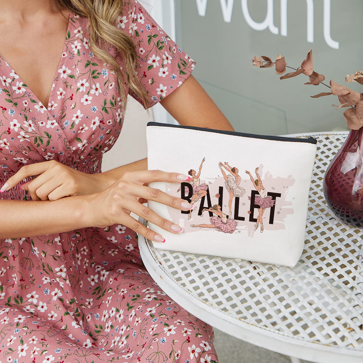 Elegant Ballet Actress Makeup Bag - Ballerina Shoe Pouch for Dance Recital Gifts | Perfect for Ballet Lovers, Dance Classes & Travel Organizers