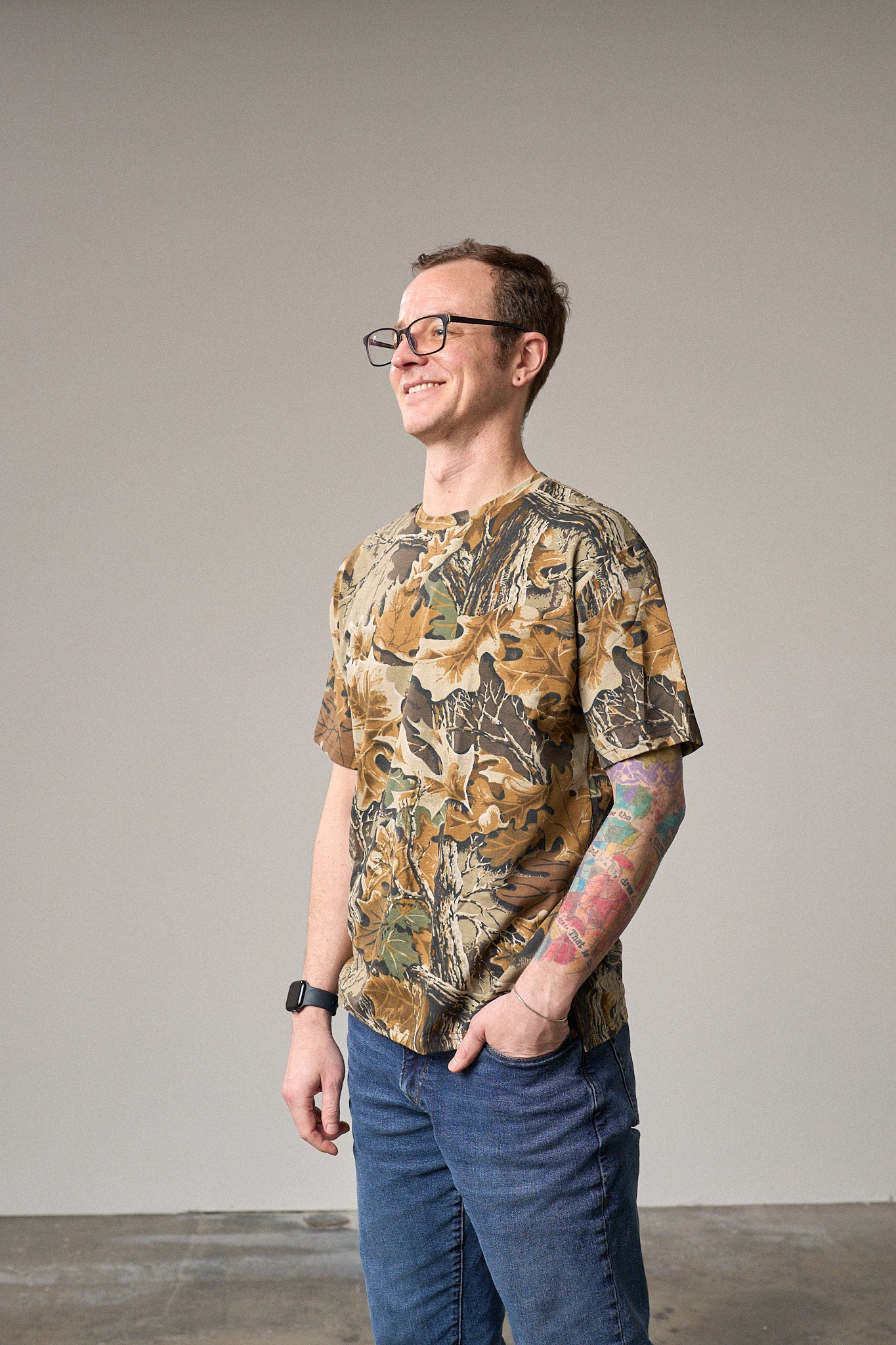 Premium Adult Modal T-Shirt - Realtree Advantage Camo Print - Soft & Breathable Fabric for Outdoor Activities, Hunting, and Casual Wear