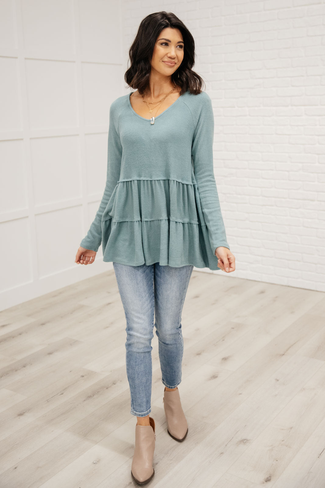 Stylish Women's Tiered Blouse - Flowy Layered Tunic Top for Casual & Office Wear | Perfect for Summer Outfits & Everyday Fashion