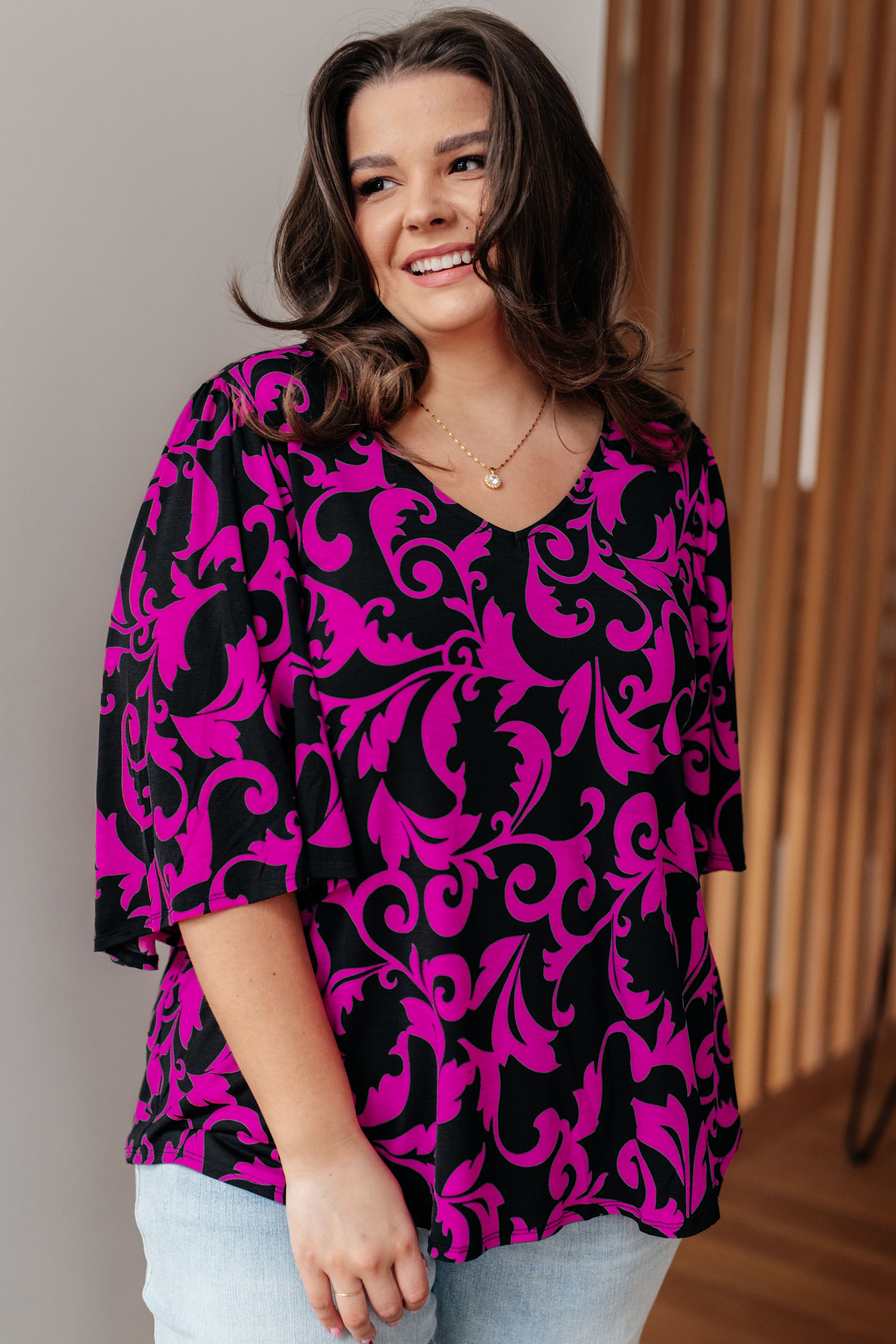 Stylish Magenta V-Neck Casual Top for Women - Perfect for Everyday Wear, Office & Date Nights