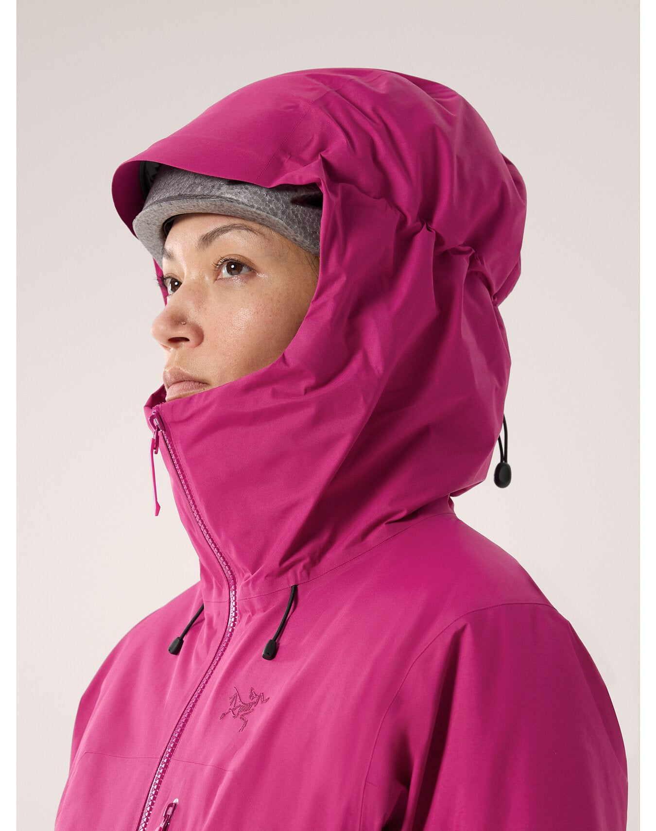Women's Beta Insulated Jacket - Lightweight Winter Coat for Hiking & Outdoor Activities | Water-Resistant & Warm Puffer Jacket for Cold Weather Adventures