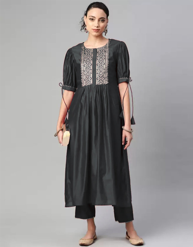 Stylish Black Viscose Rayon Pant Suit for Women - Professional Office Wear & Business Attire - Perfect for Work, Interviews, and Formal Events