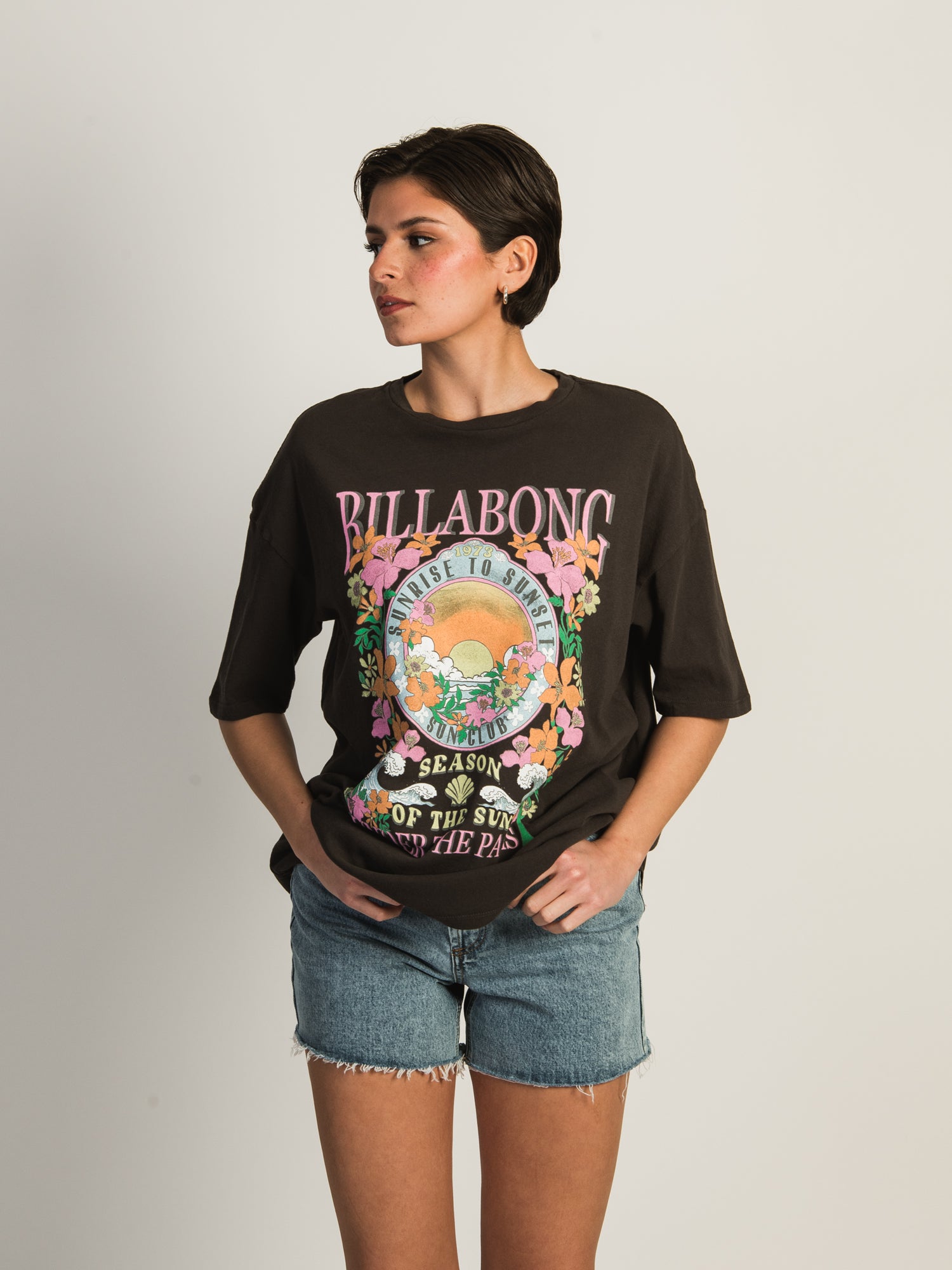 BILLABONG Under The Palms Graphic T-Shirt for Men - Comfortable Cotton Tee for Casual Wear, Beach Outings & Summer Style