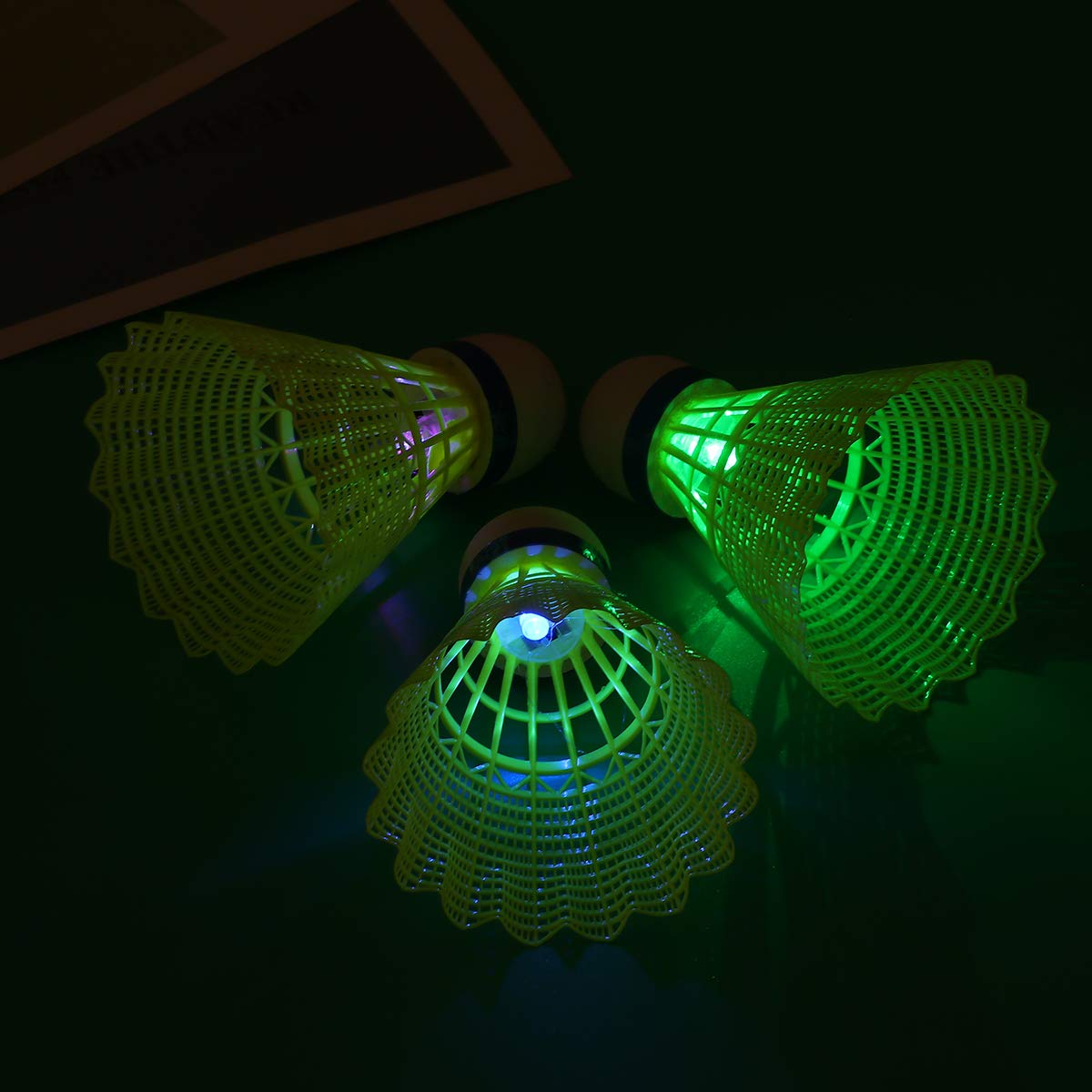 BESPORTBLE 8-Pack LED Glow in the Dark Badminton Shuttlecocks - Night Light Up Shuttlecocks for Outdoor/Indoor Play, School Sports & Fun Night Games