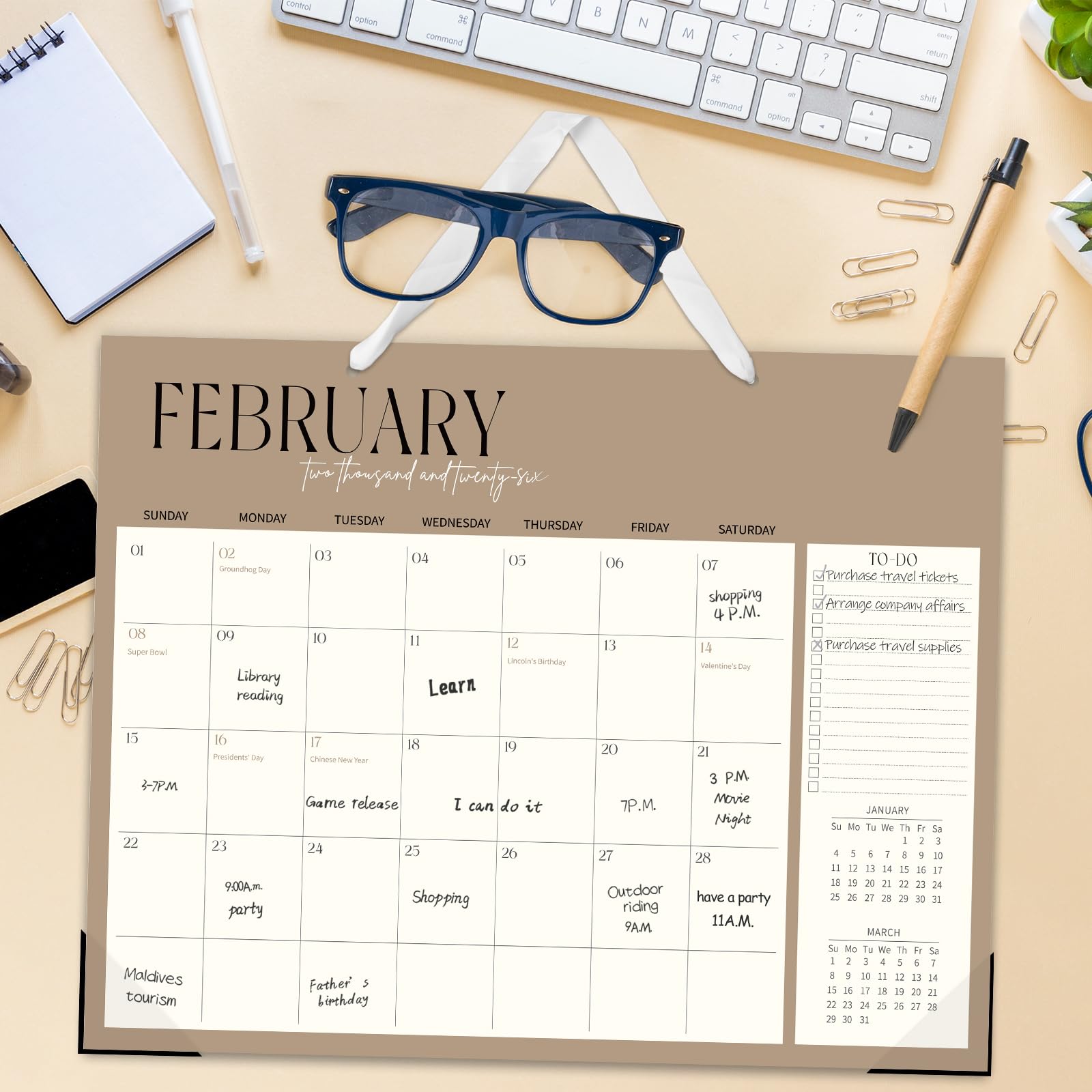 Guasslee 2025-2026 19-Month Academic Planner Calendar | 14