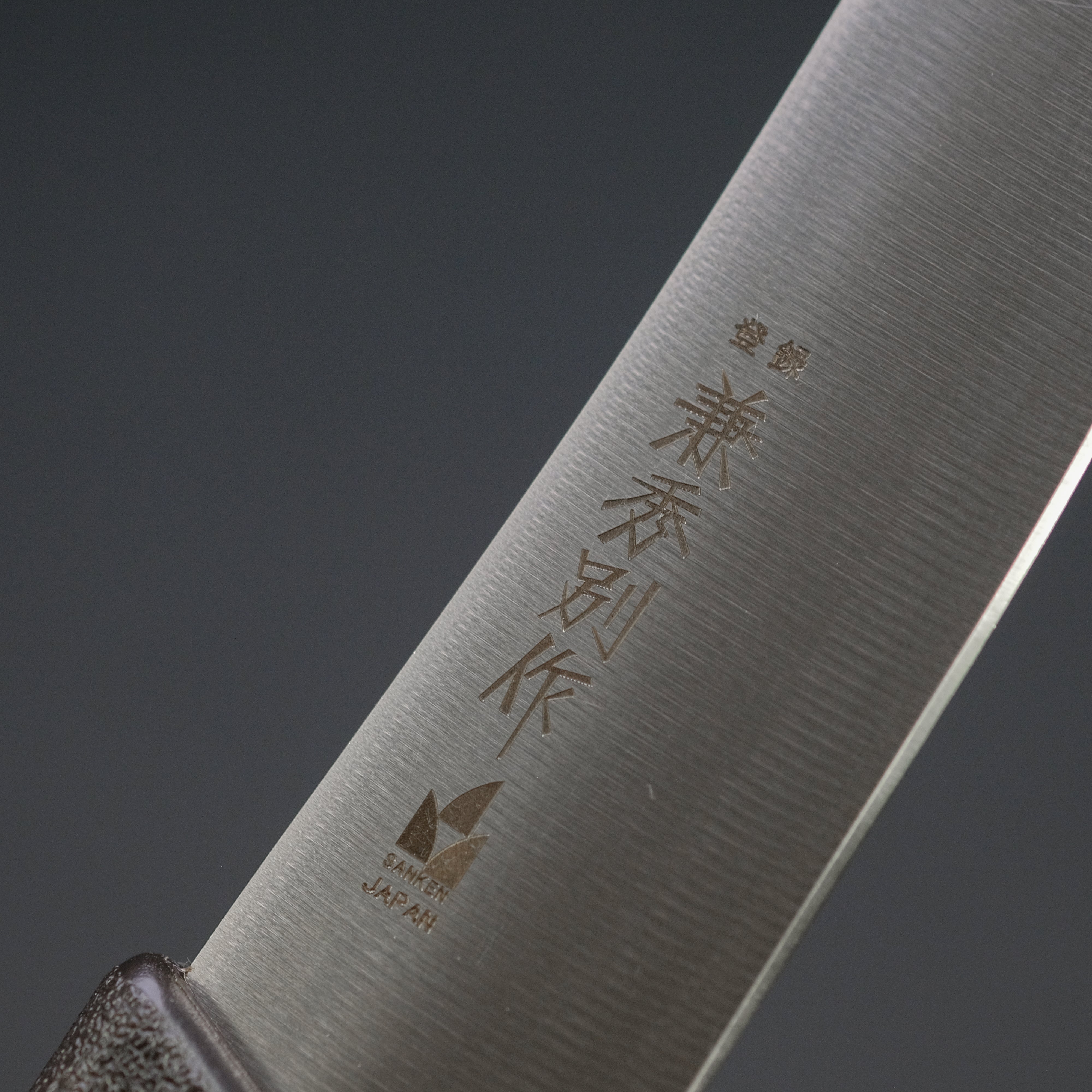 Premium Kanehide Bessaku Kashiratori 170mm Elastomer Handle Japanese Kitchen Knife - Perfect for Slicing, Dicing & Precision Cutting in Home & Professional Kitchens