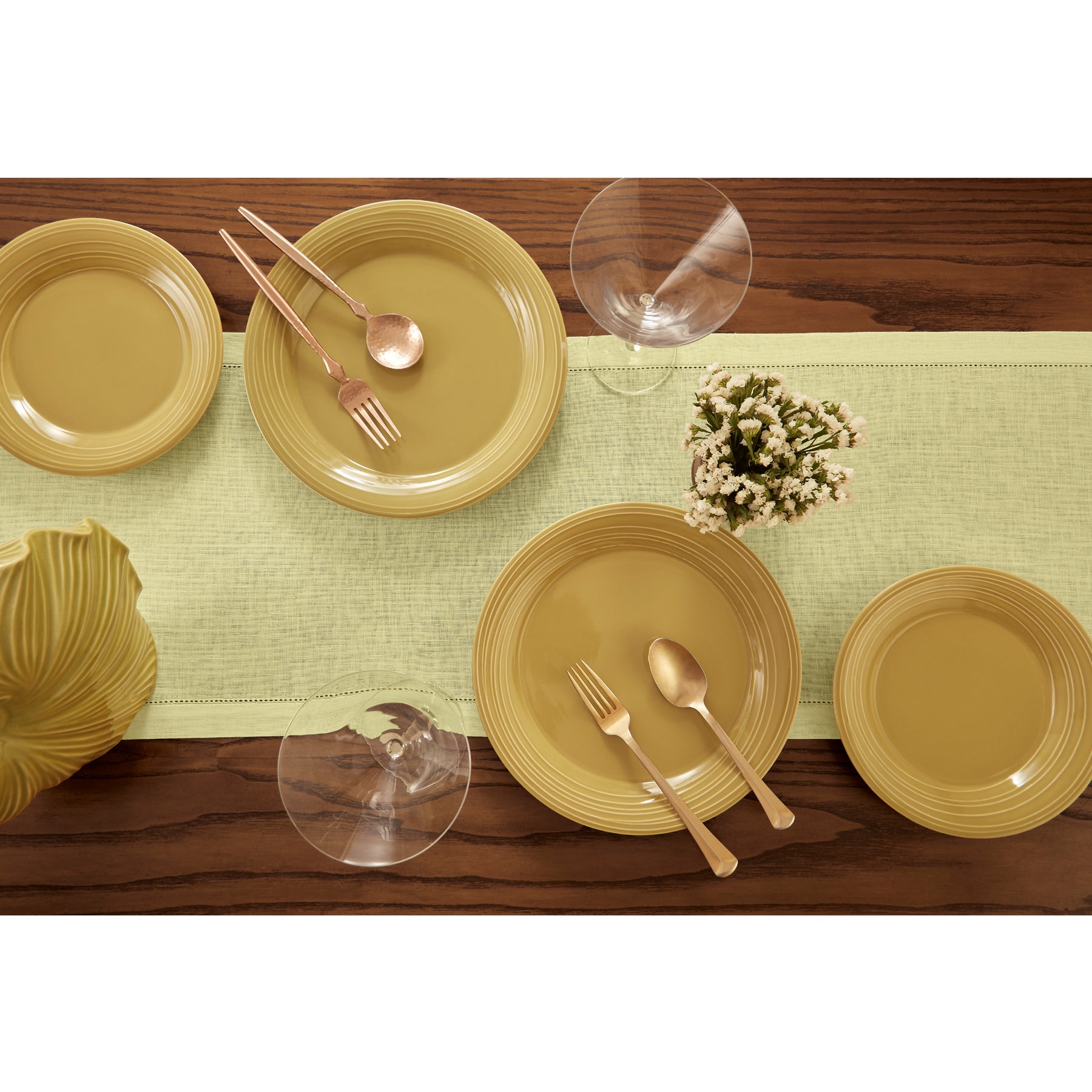 Elegant Milan Table Runner - Premium Dining Decor for Weddings, Holidays & Special Occasions - Perfect for Home & Restaurant Decor