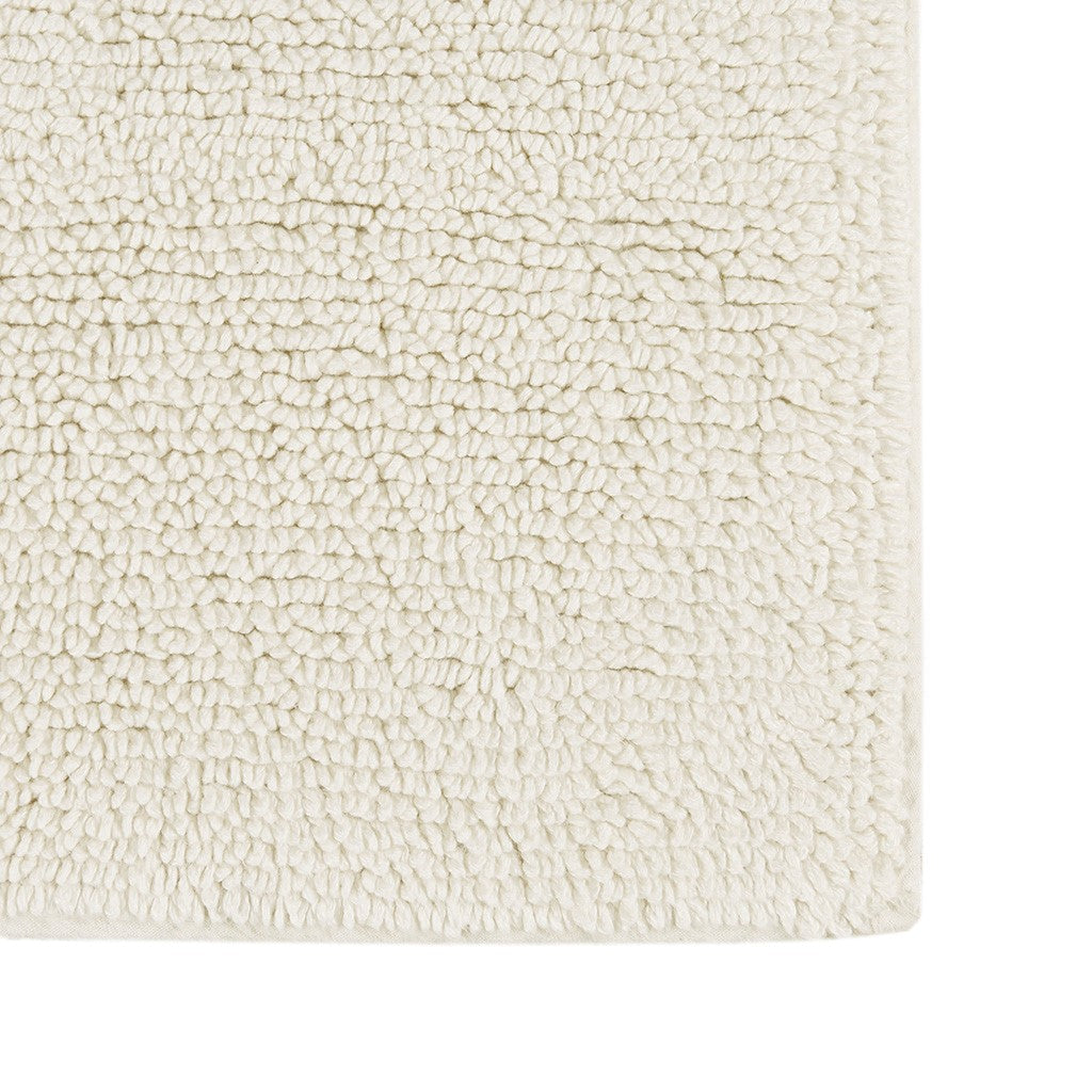 Plush Feather Touch Reversible Bath Rug - Ultra Soft Non-Slip Bathroom Mat for Shower, Tub & Vanity Area - Perfect for Cozy Home Decor & Spa-Like Comfort