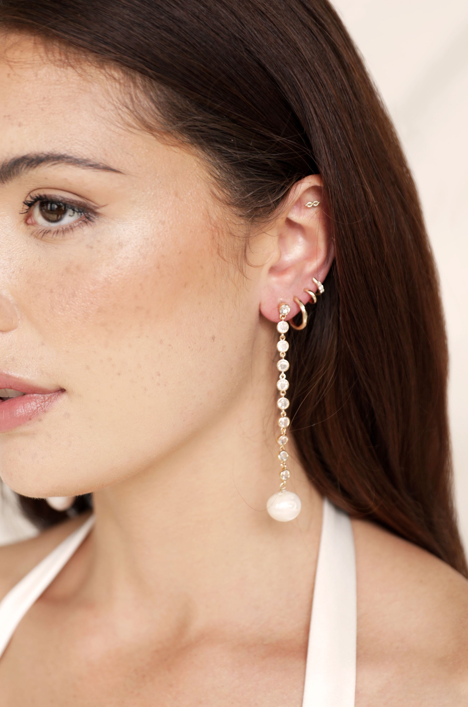 Elegant Crystal Chain Pearl Drop Earrings for Women - Perfect for Weddings, Parties & Special Occasions