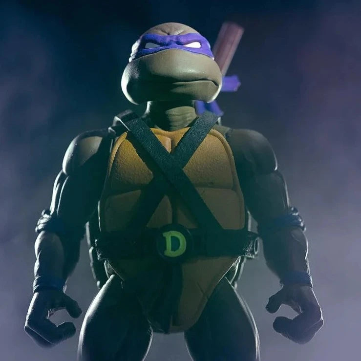 Teenage Mutant Ninja Turtles ULTIMATES! Donatello Action Figure - Collectible TMNT Toy for Kids & Adults - Perfect for Display, Play & Gifts - Relive 90s Nostalgia with Classic Turtle Power