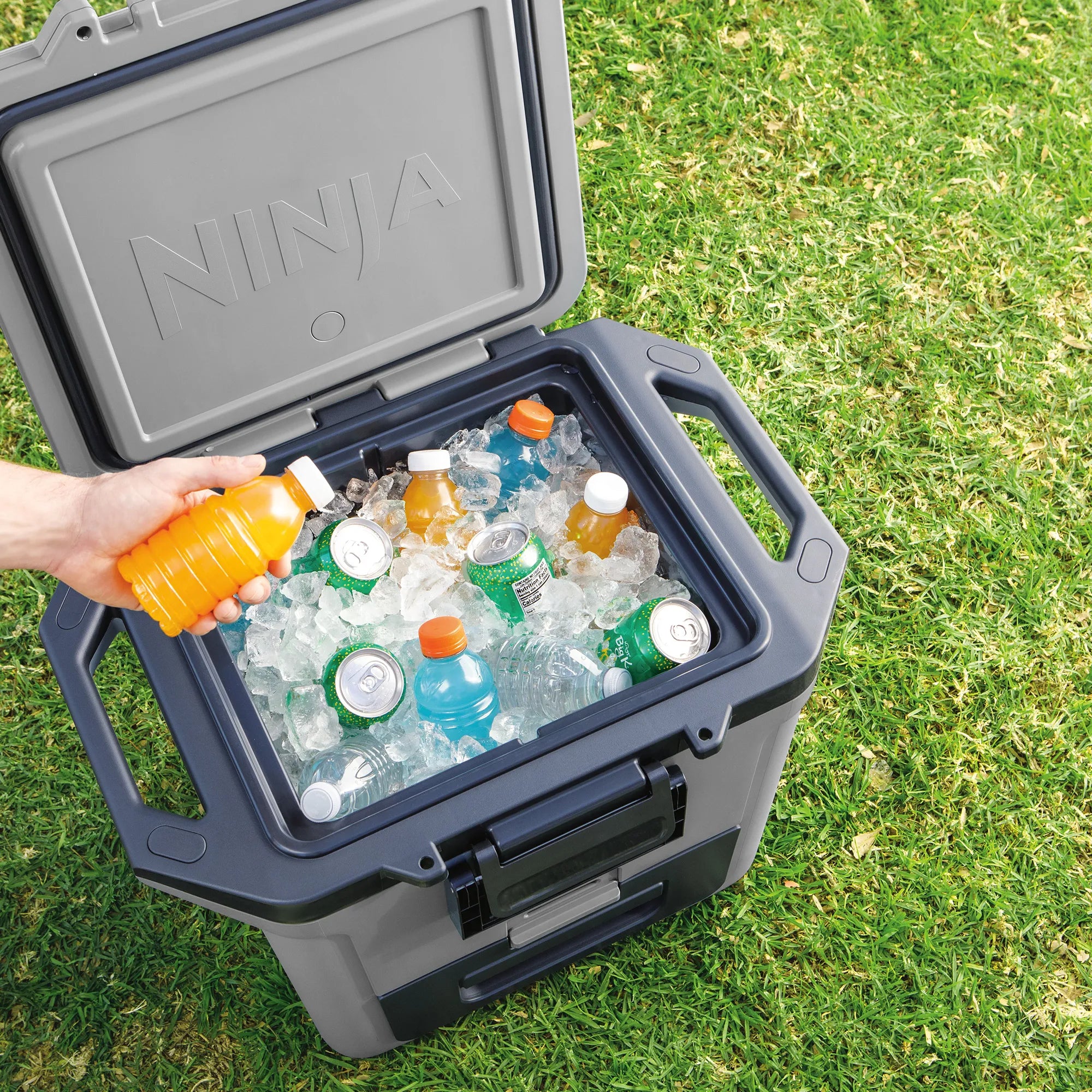 Ninja FrostVault 28L Hard Cooler with Dry Zone - Premium Insulated Cooler for Camping, Beach, Picnics & Outdoor Adventures - Leakproof Food Storage with Separate Dry Compartment