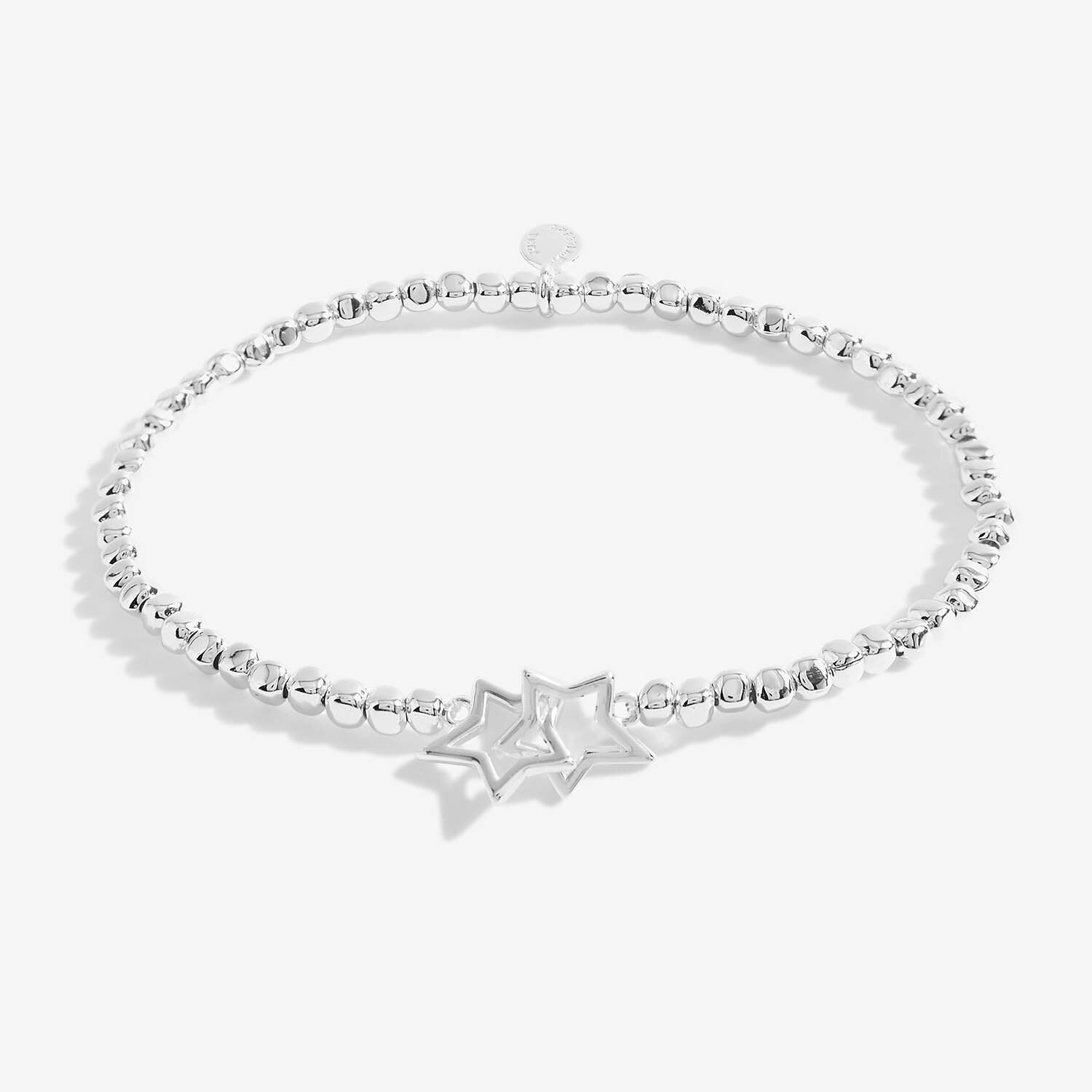 Joma Jewellery Bracelet - Forever Yours Amazing Auntie - Elegant Gift for Women - Perfect for Birthdays, Anniversaries & Special Occasions