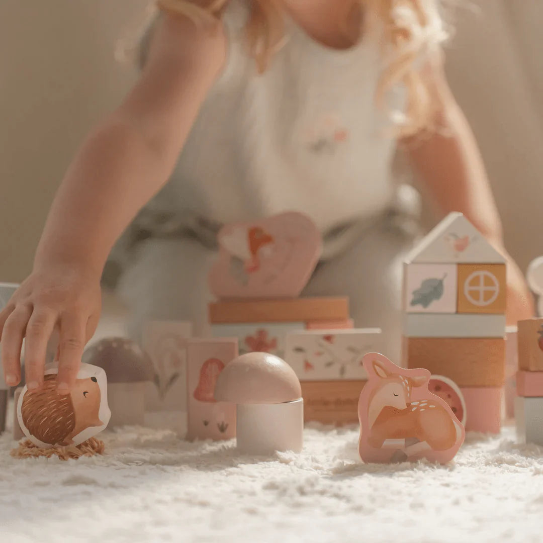 Fairy Garden Wooden Building Blocks Set - Creative Kids Educational Toys for Imaginative Play & Learning - Perfect for Indoor & Outdoor Playtime