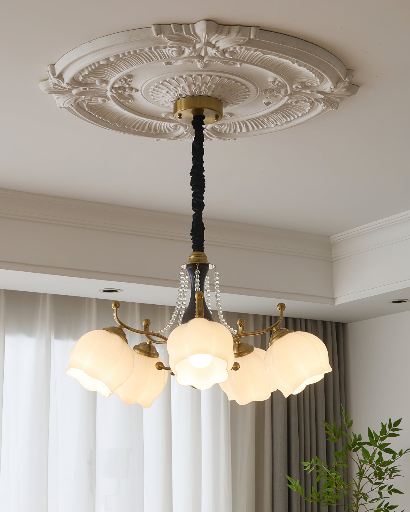 Morup Chandelier - Modern Crystal Ceiling Light Fixture for Dining Room & Living Room | Elegant Home Decor Lighting for Weddings & Luxury Interiors