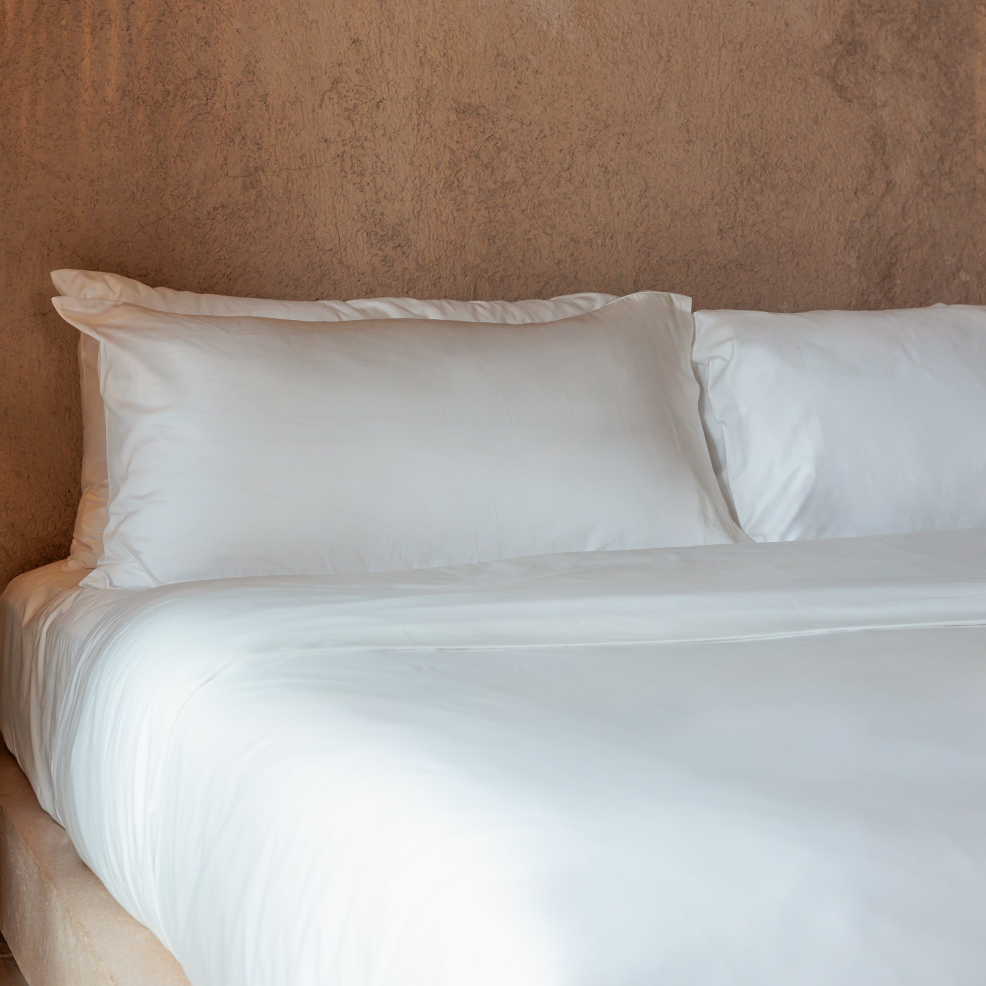 Premium 100% Long Staple Cotton Bed Sheet Set - Queen Size, 4-Piece, 600 Thread Count, Breathable & Soft - Perfect for Luxury Bedrooms, Guest Rooms & Hotels