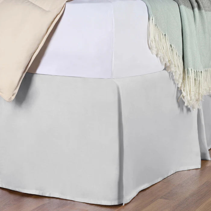 Premium Egyptian Cotton 300 Thread Count Solid Bed Skirt - Queen Size, Fitted Dust Ruffle for Luxury Bedding - Perfect for Master Bedrooms & Guest Rooms