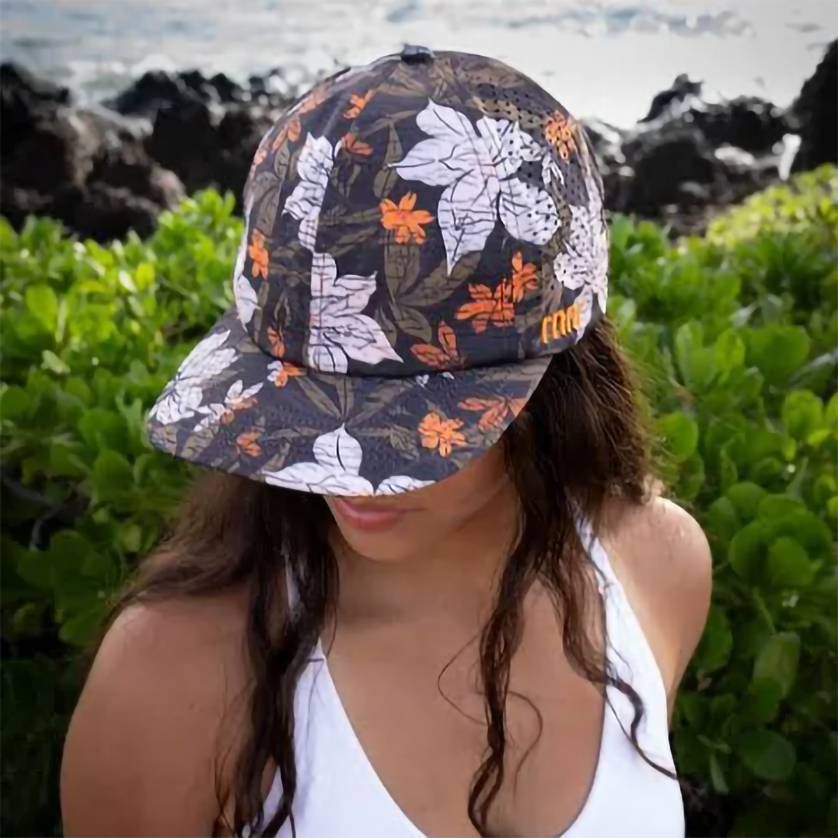 Stylish Crew Hat with Ringer Design - Trendy Baseball Cap for Men & Women - Perfect for Outdoor Sports, Casual Wear, and Street Fashion