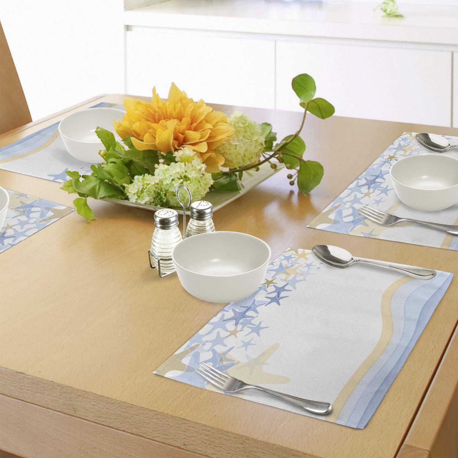 Ambesonne Starfish Place Mats Set of 4 - Ocean Inspired Wavy Stripes & Starfish Design, Washable Fabric Table Mats for Dining Room & Kitchen Decor - Perfect for Beach Themed Parties & Coastal Home Decor