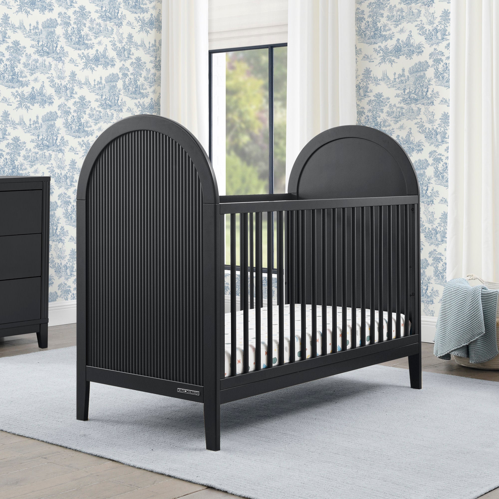 Eloise 4-in-1 Convertible Baby Crib - Toddler Bed, Daybed & Full-Size Bed Conversion - Safe Nursery Furniture for Newborns to Teens - Perfect for Bedrooms, Daycare & Guest Rooms
